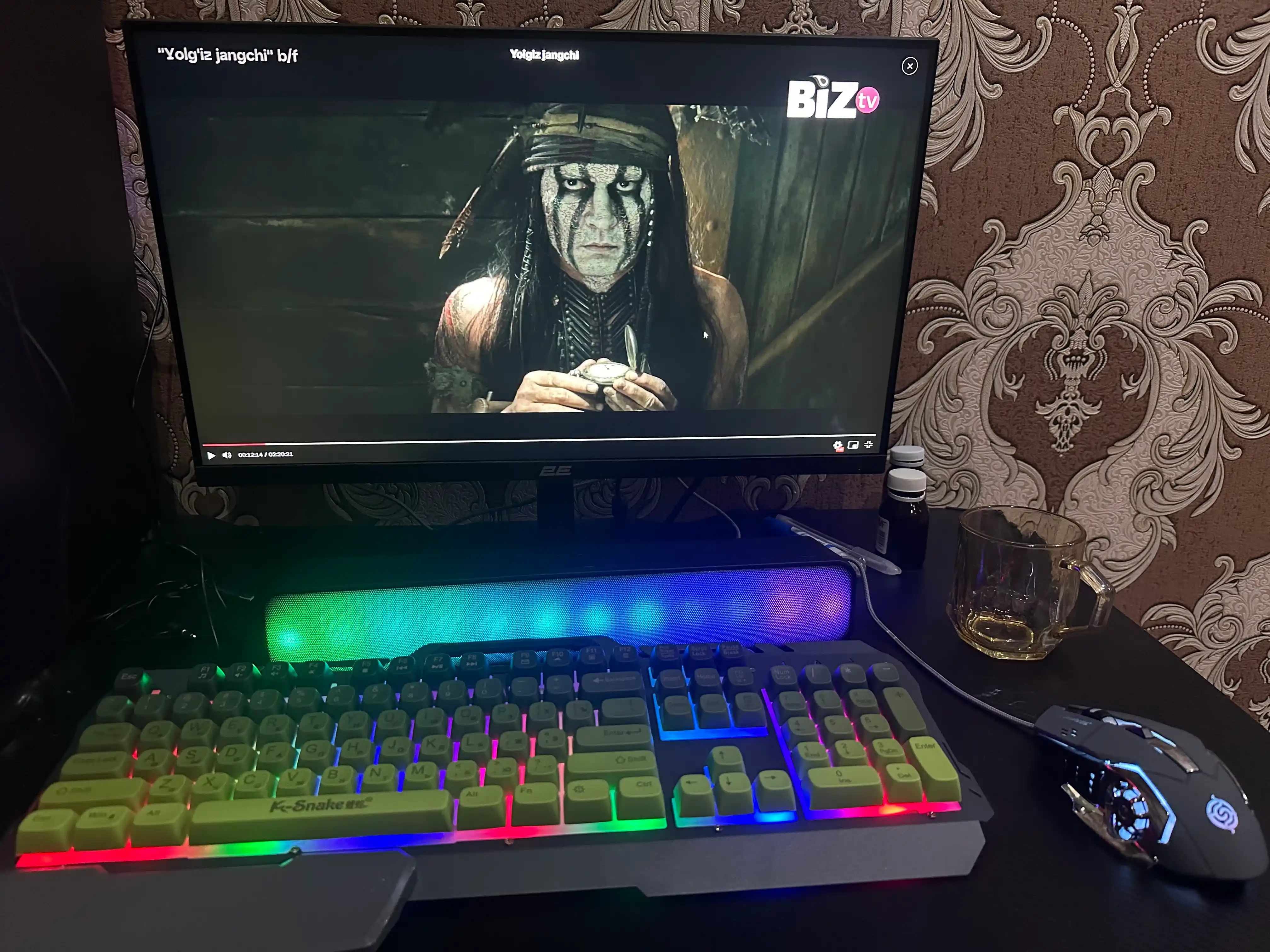 O'yin klaviaturasi simli , 104 tugmali, RGB yoritgichli+sichqoncha