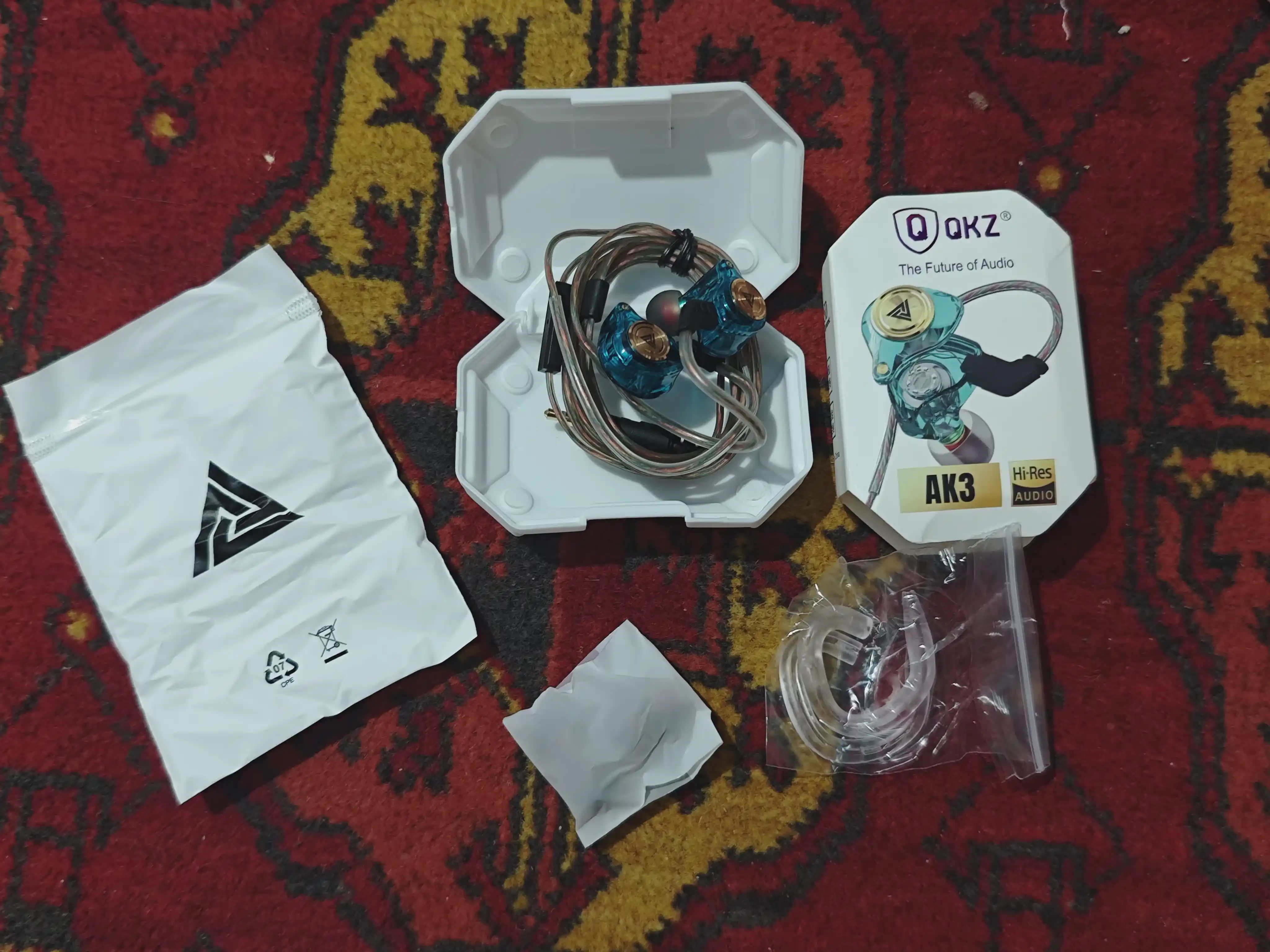 IEM simli minigarnituralar, musiqiy minigarnituralar, QKZ AK3 3.5 mm
