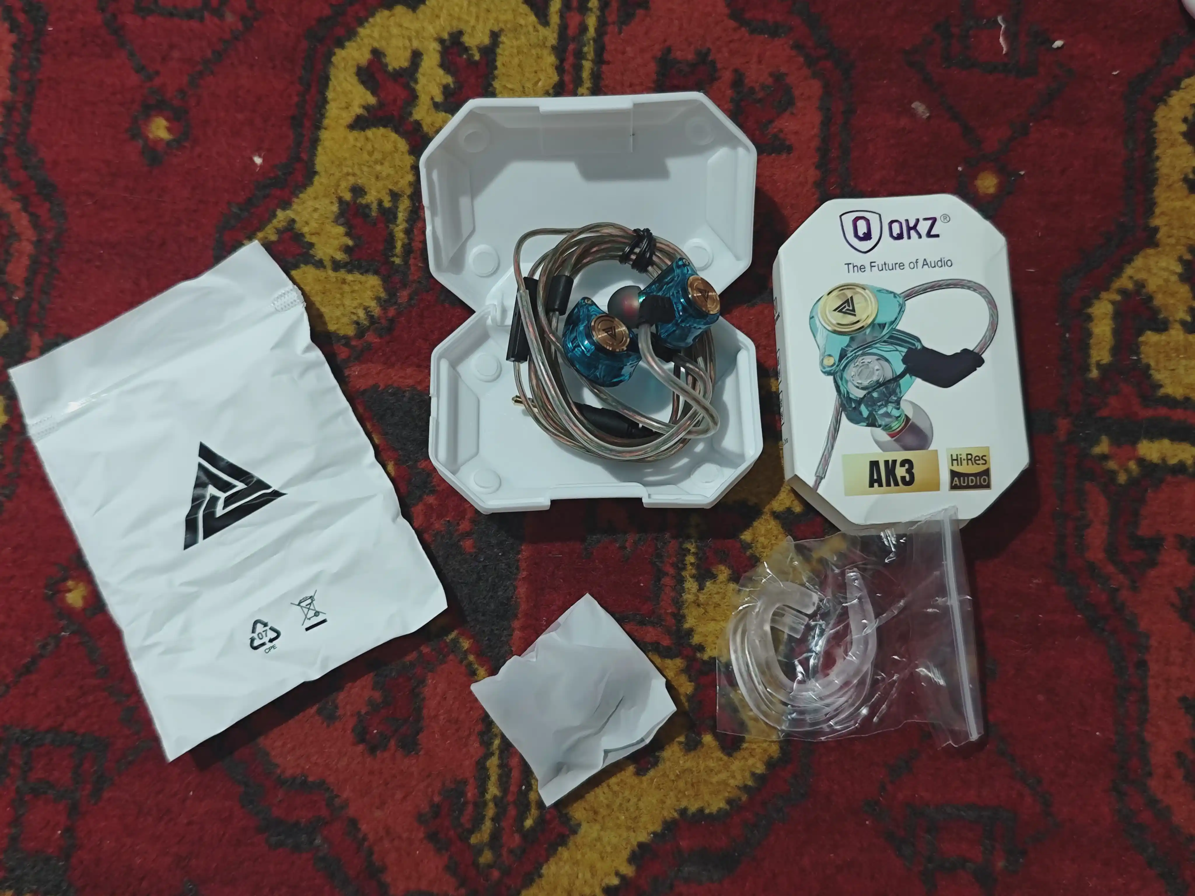 IEM simli minigarnituralar, musiqiy minigarnituralar, QKZ AK3 3.5 mm