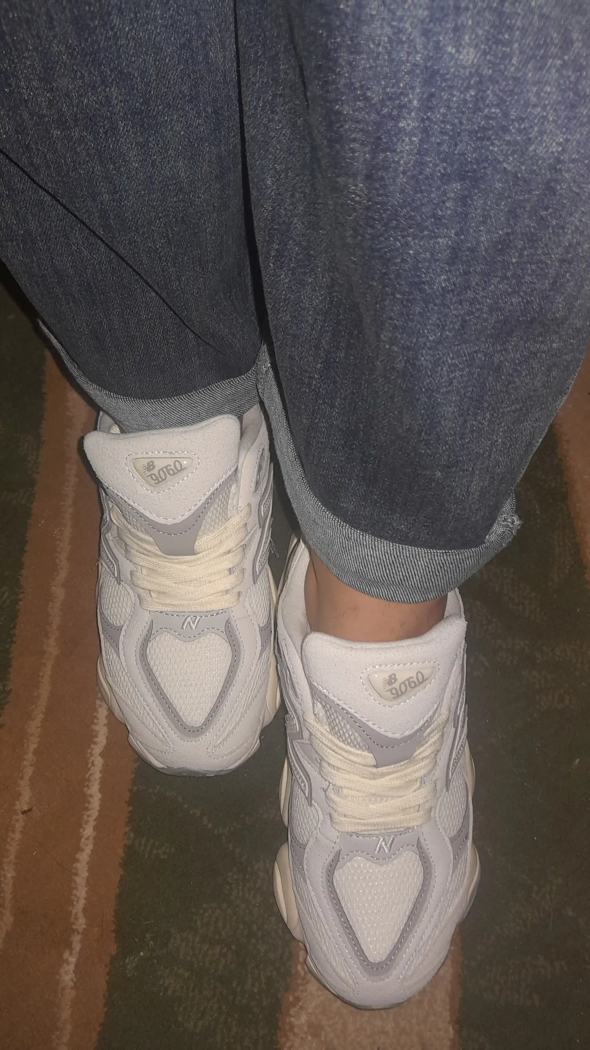 Кроссовки New Balance 9060, есть коробка и документы