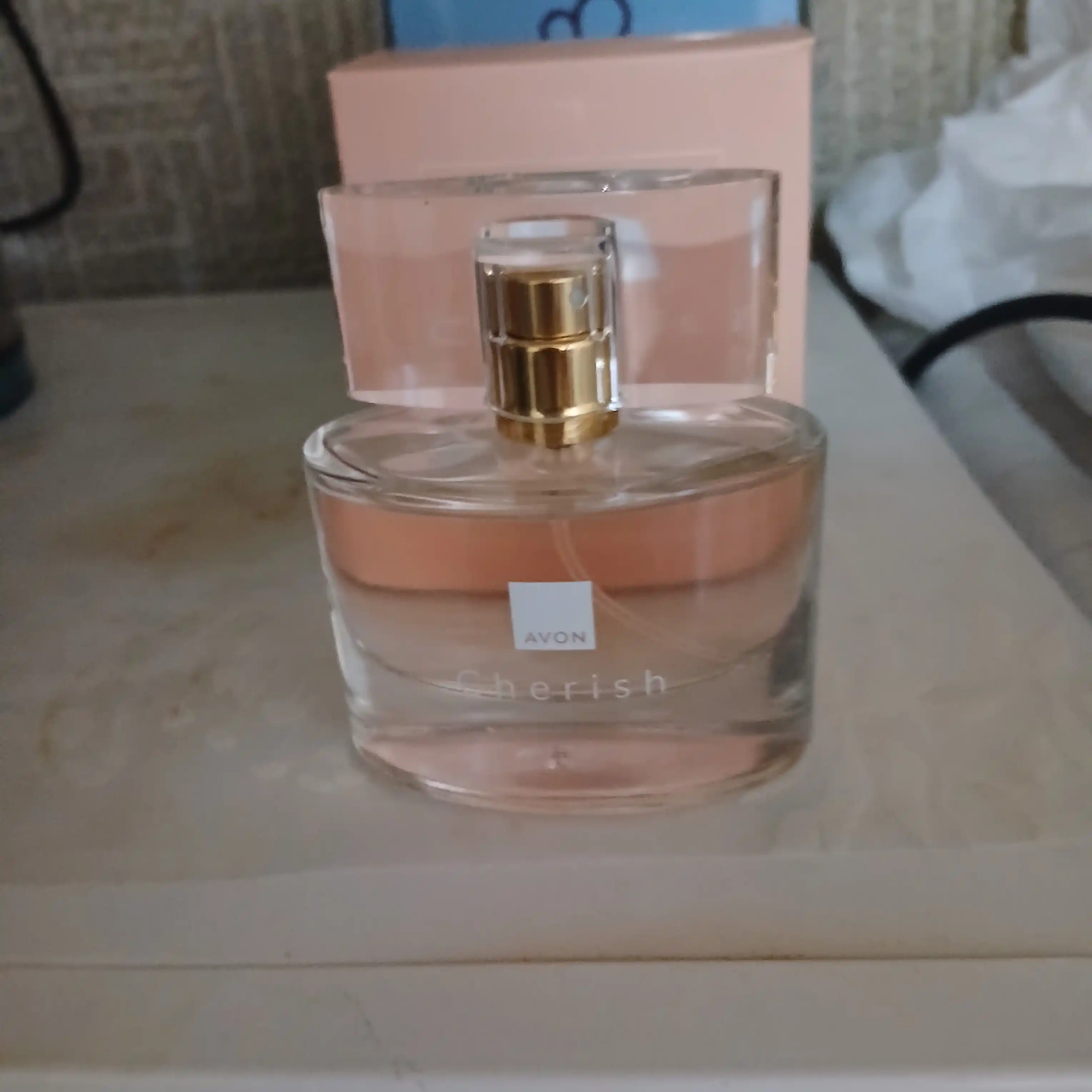 Ayollar uchun parfyumlangan suv Avon Cherish, 45 ml