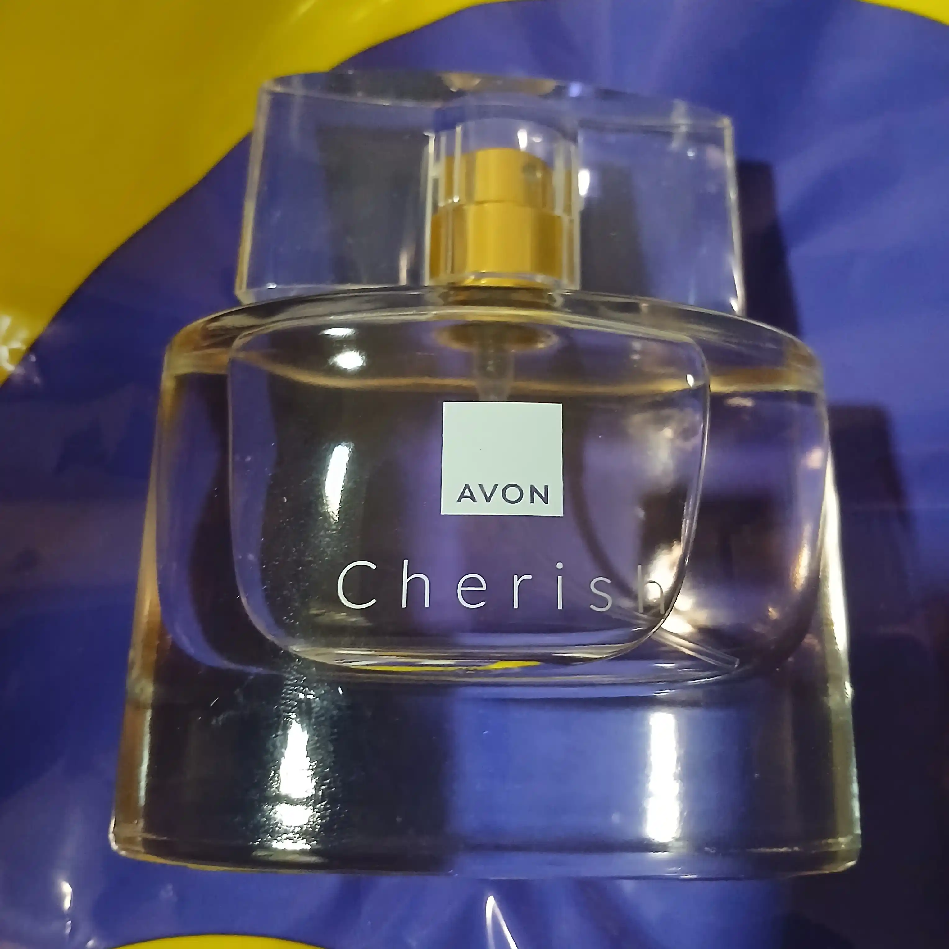 Ayollar uchun parfyumlangan suv Avon Cherish, 45 ml