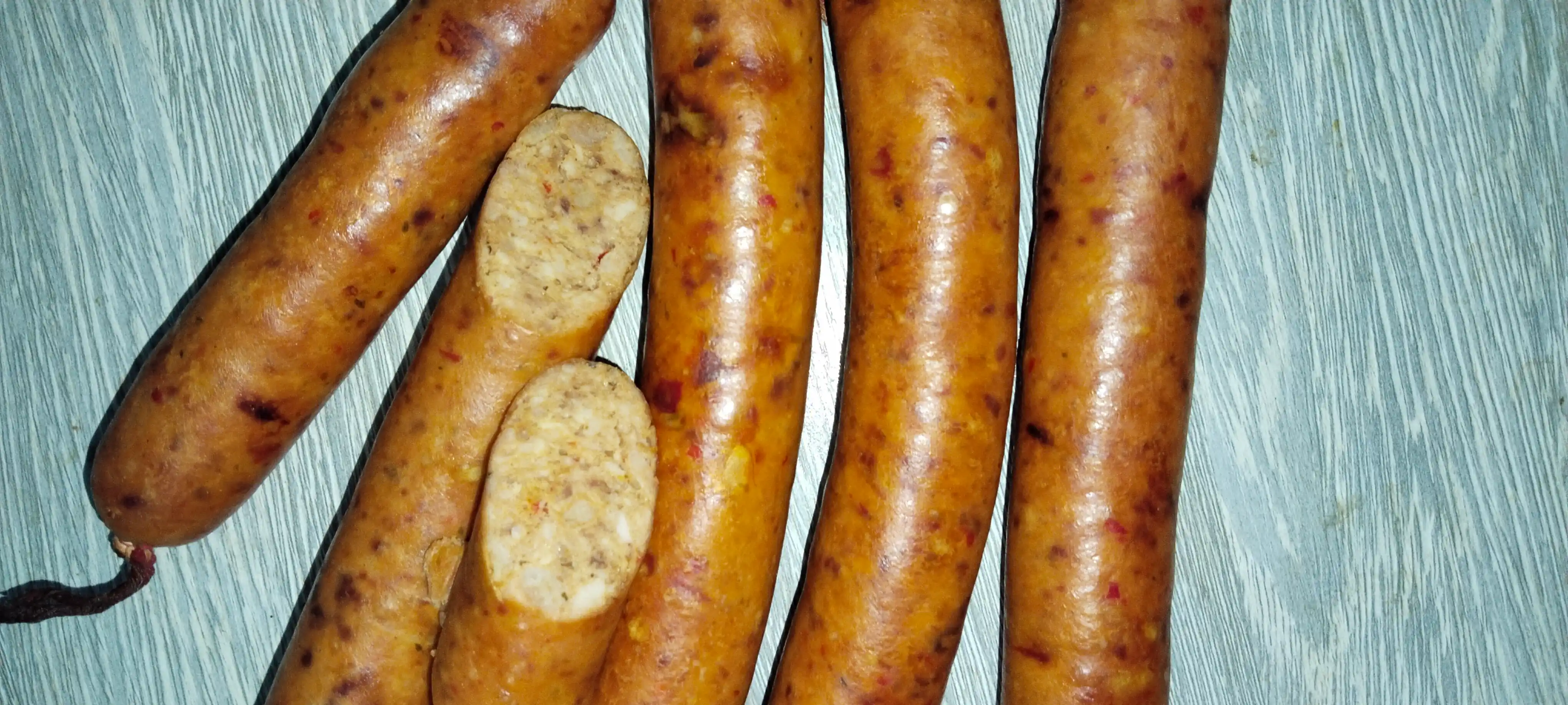 Kolbasa uchun qobiq (tabiiy kallagenli)