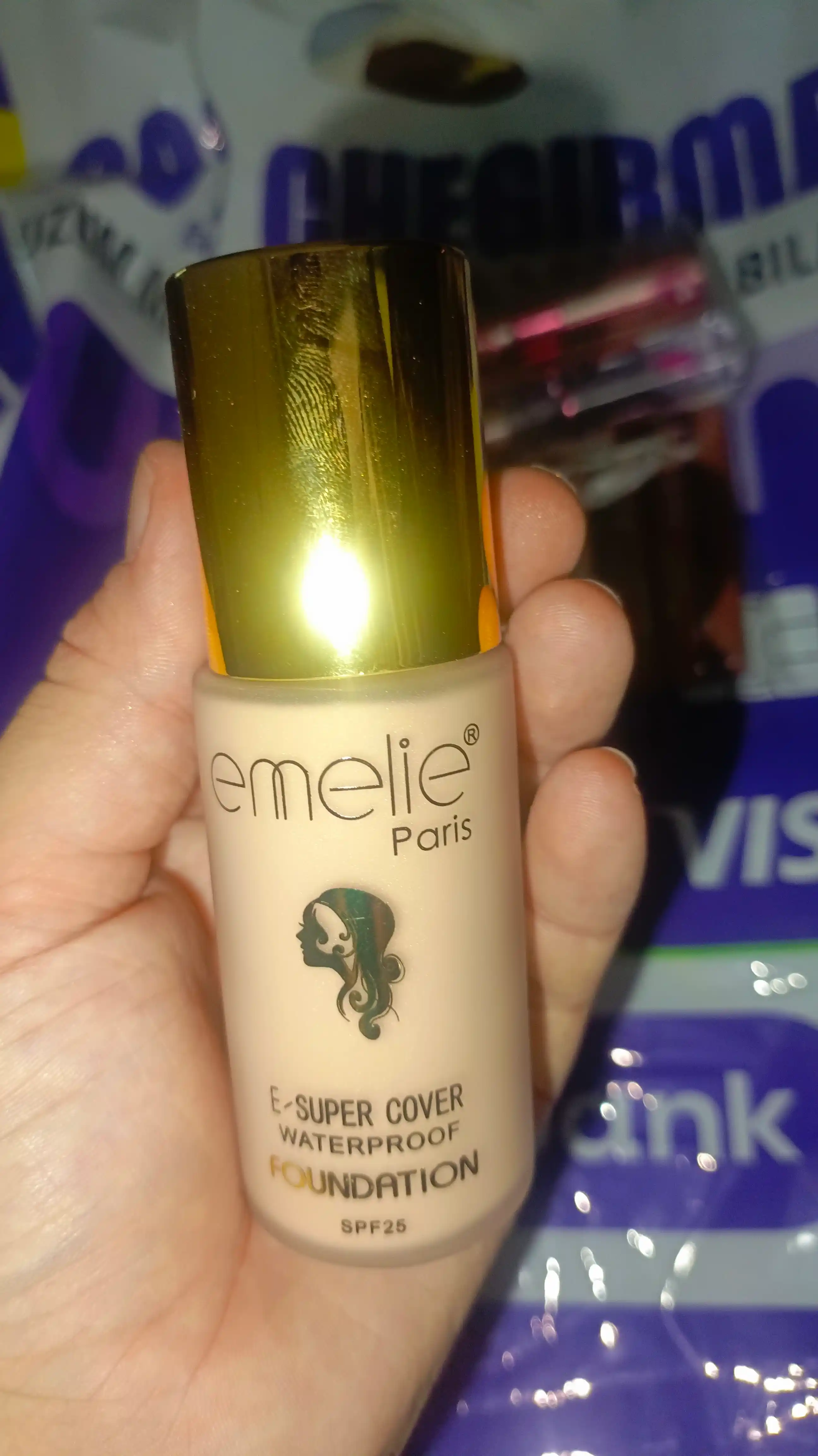 Tonal krem Emelie, SPF 25, namlovchi, mat ohang, 45 ml