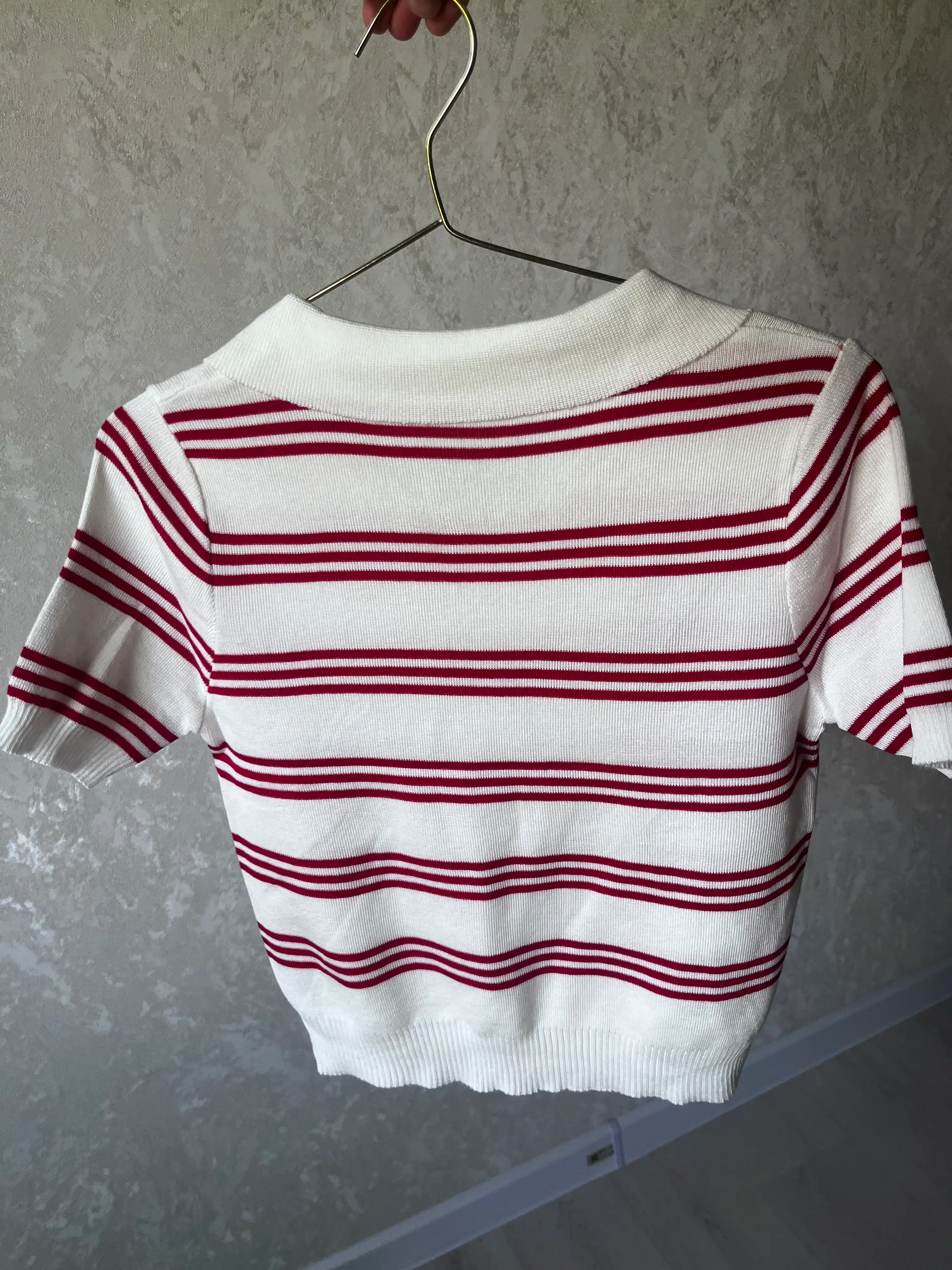 Ayollar ajur polo futbolkasi Elly Fashion, to‘qilgan top, yagona o‘lcham 40-44