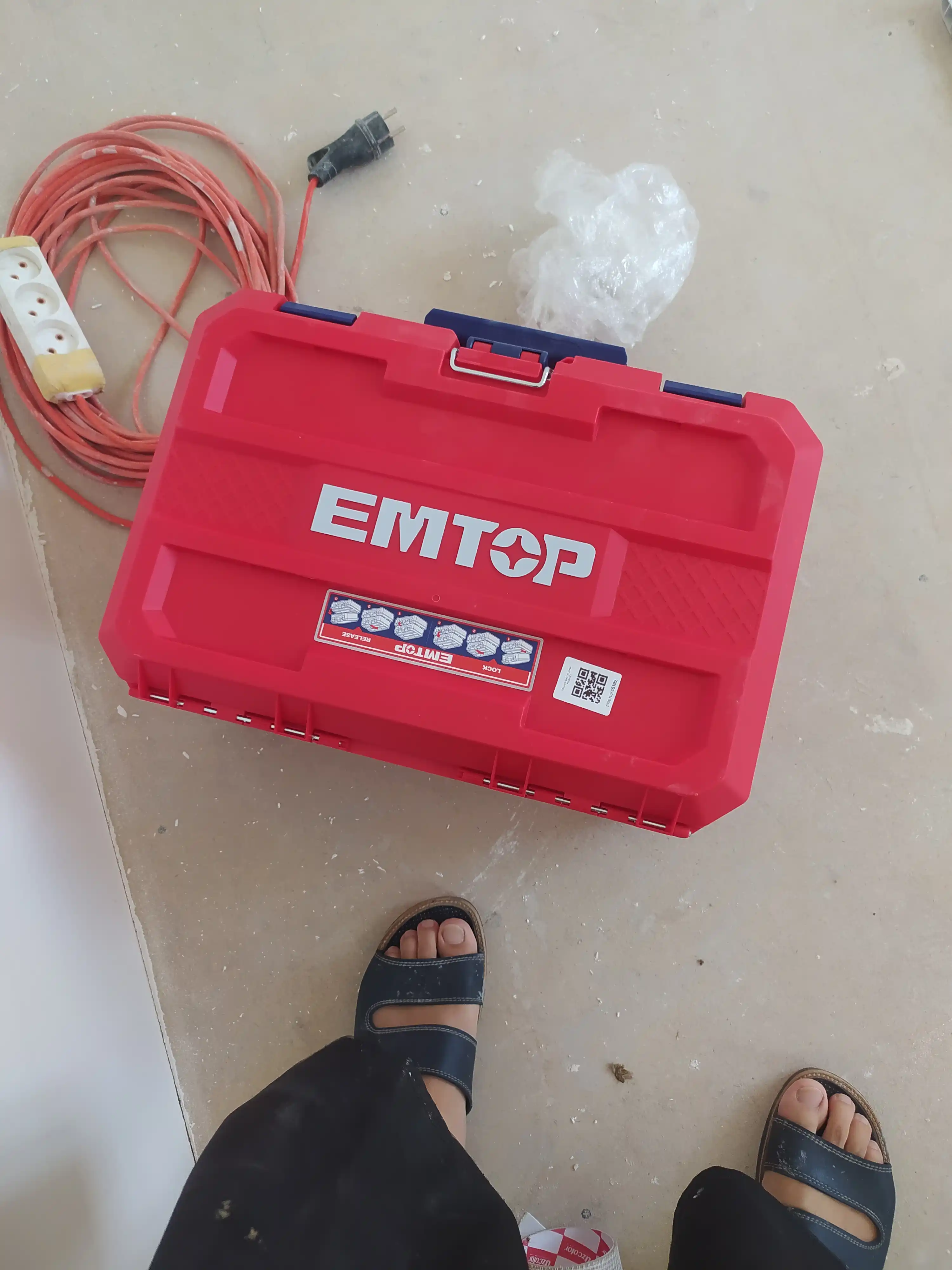 Ящик для инструментов EMTOP