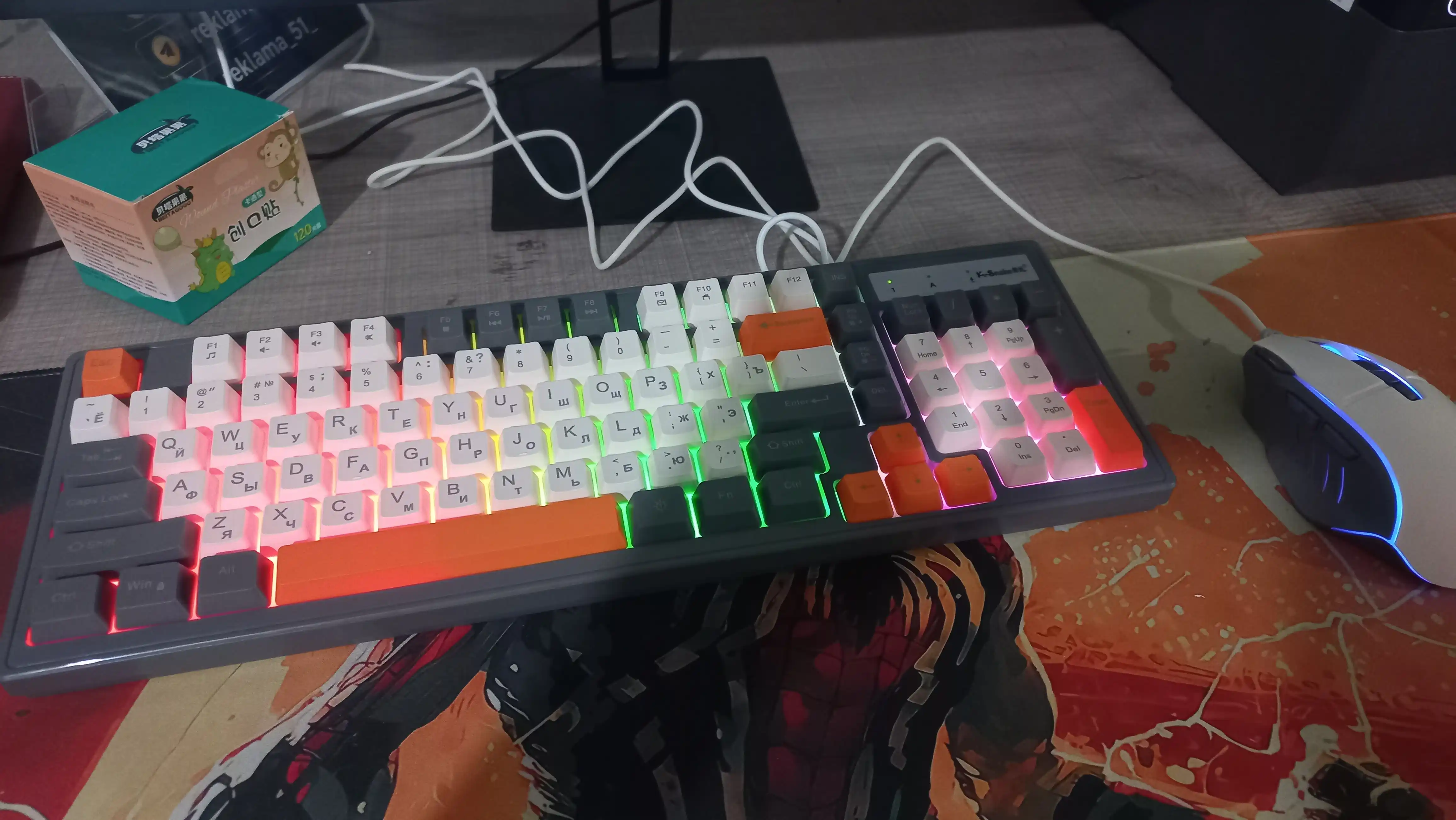 O'yin klaviaturasi simli KM800, 98 tugmali, RGB yoritgichli+sichqoncha