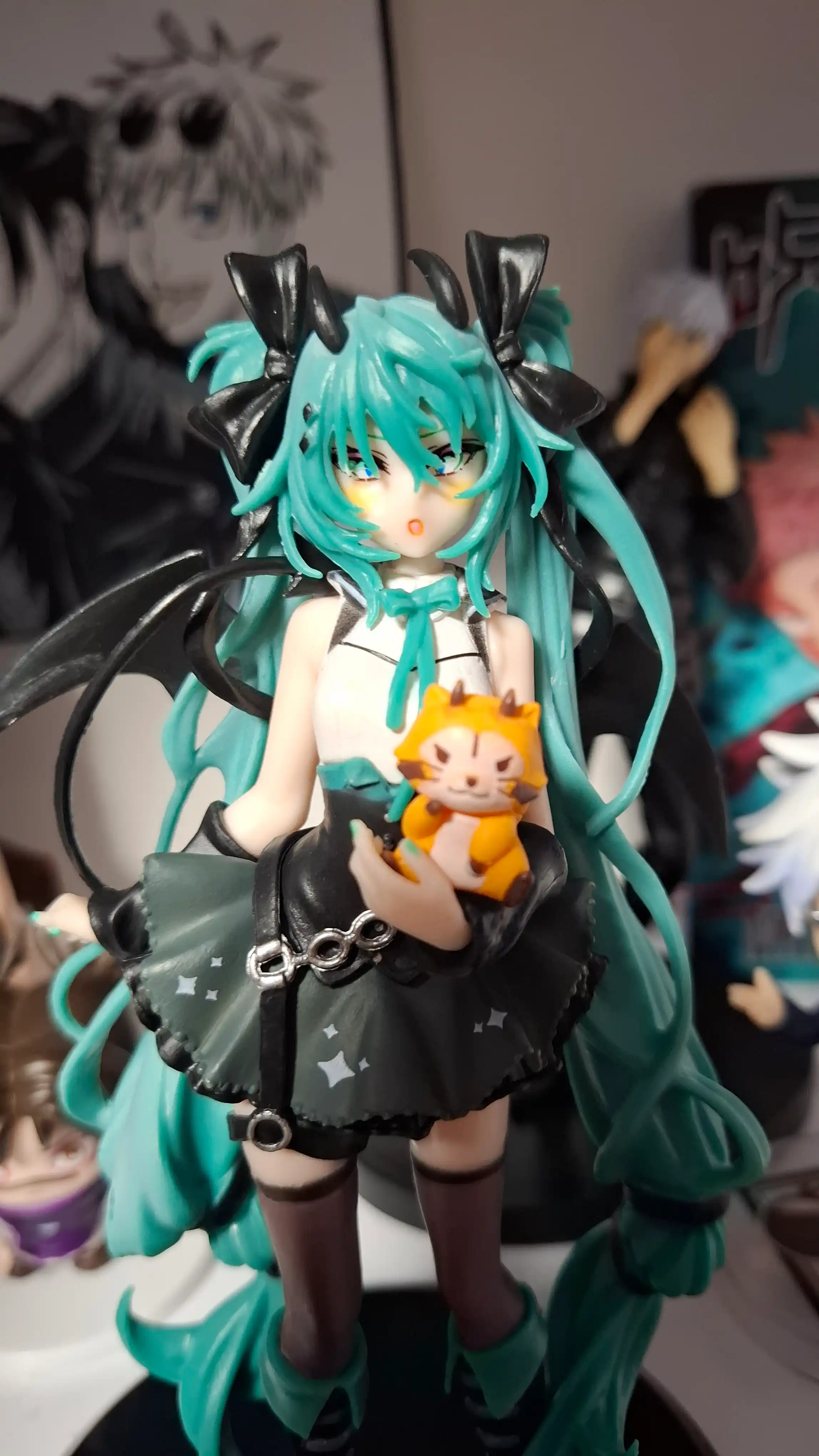 Anime figurka Hatsune Miku Little Devil – Premium koleksion bezak, PC Setup va xona dekori