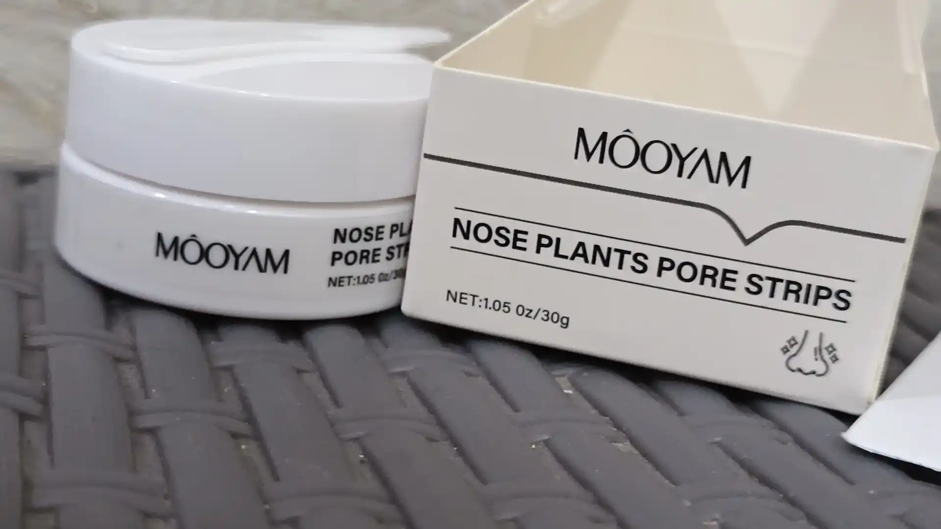 Маска от черных точек Mooyam 60 стикеров, крем для лица, 30 г