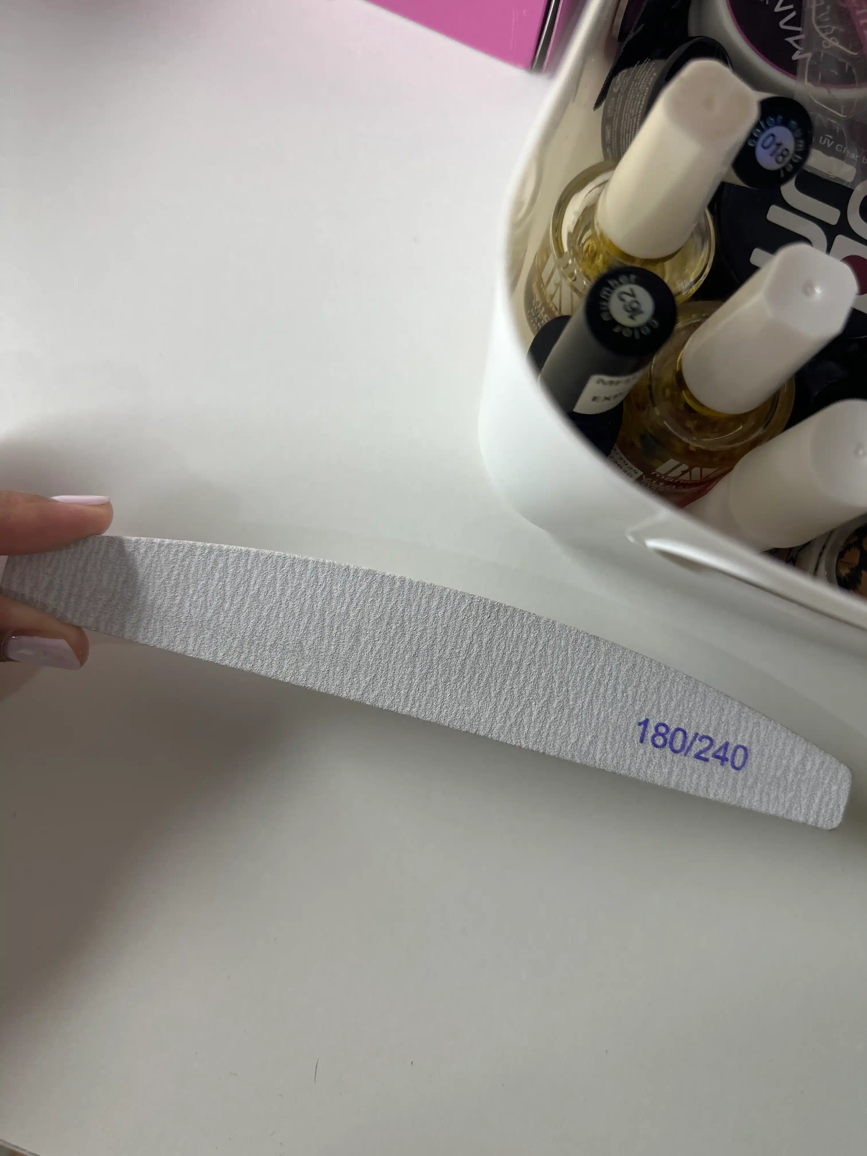Пилка для ногтей овальная 100 180, 180 240