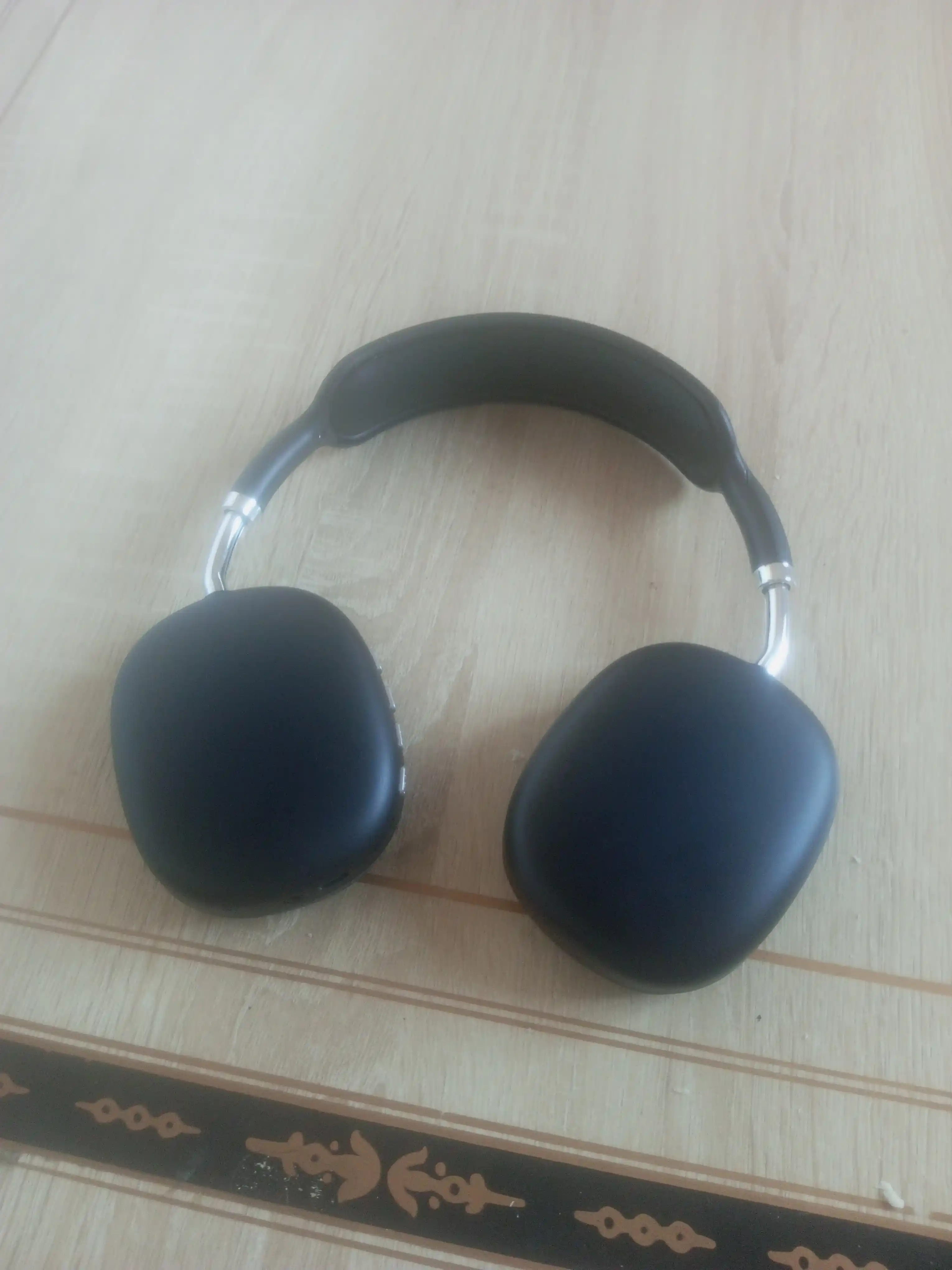 P9 simsiz Bluetooth minigarnituralari, to'liq o'lchamli Bluetooth quloqchinlar