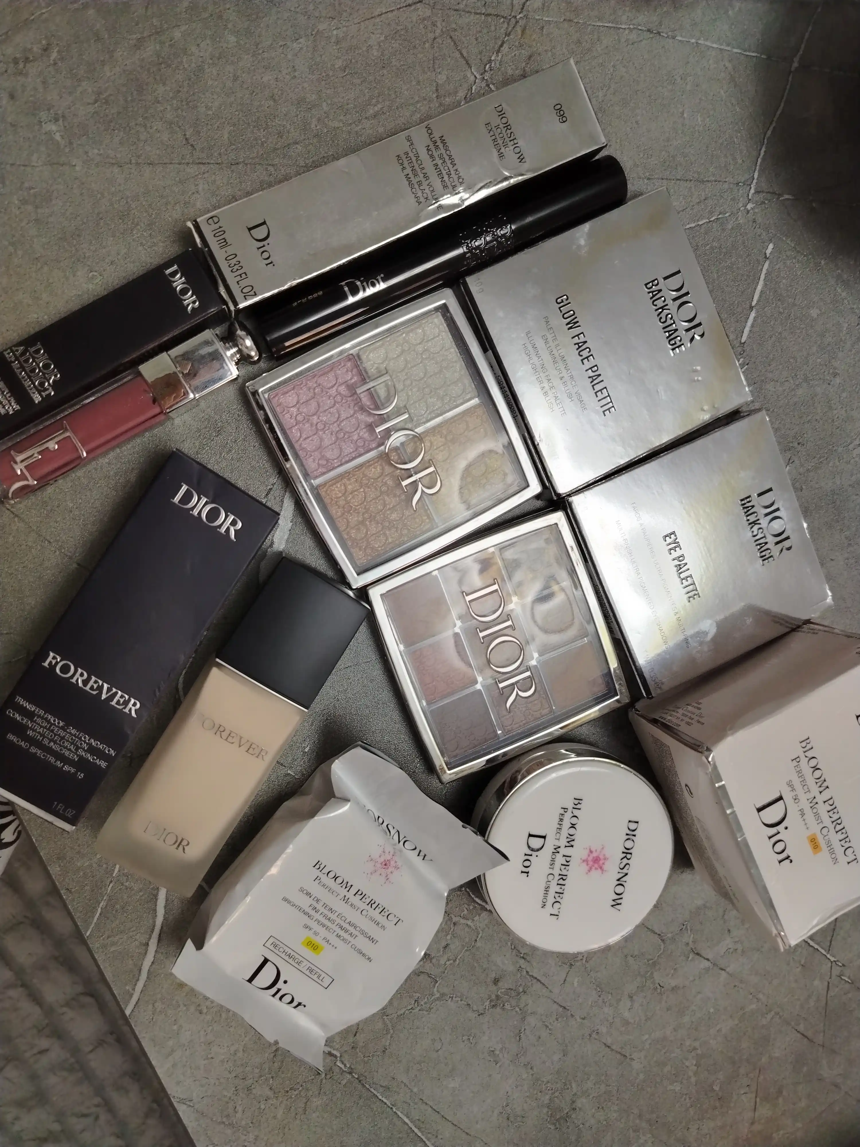 DIOR kosmetika to'plami
