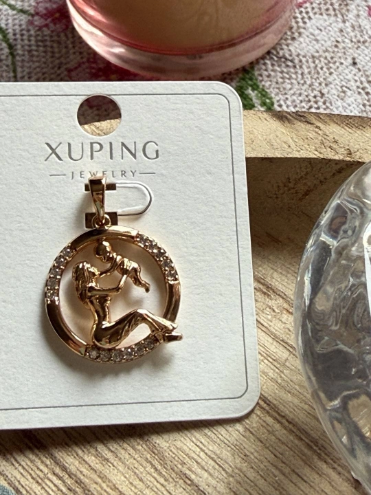 XUPING ayollar bijuteriyasi: kulonlar, allergiya chaqirmaydi, sariq va qizil tilla rangli
