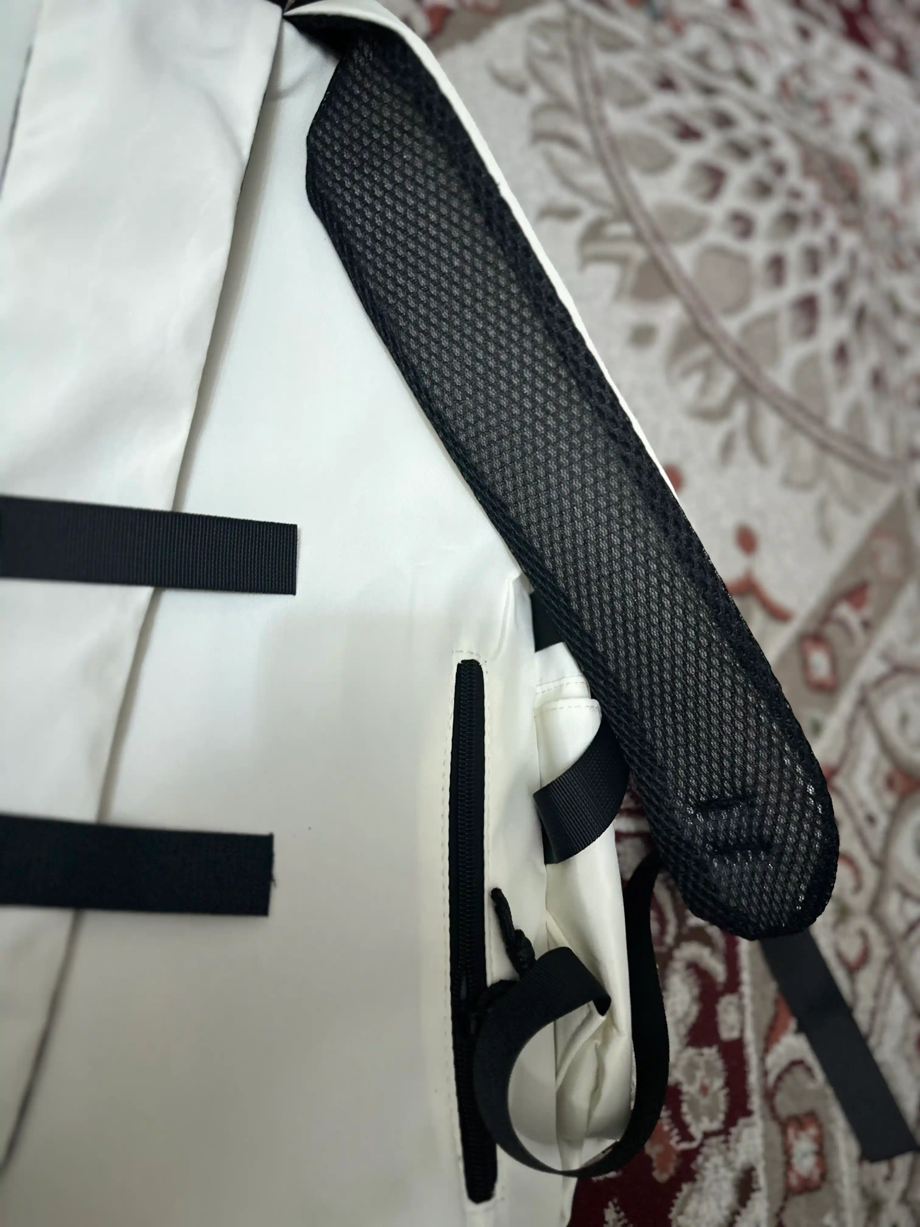 Erkaklar va ayollar uchun ryukzaklar maktab uchun, unisex, brelokli universal