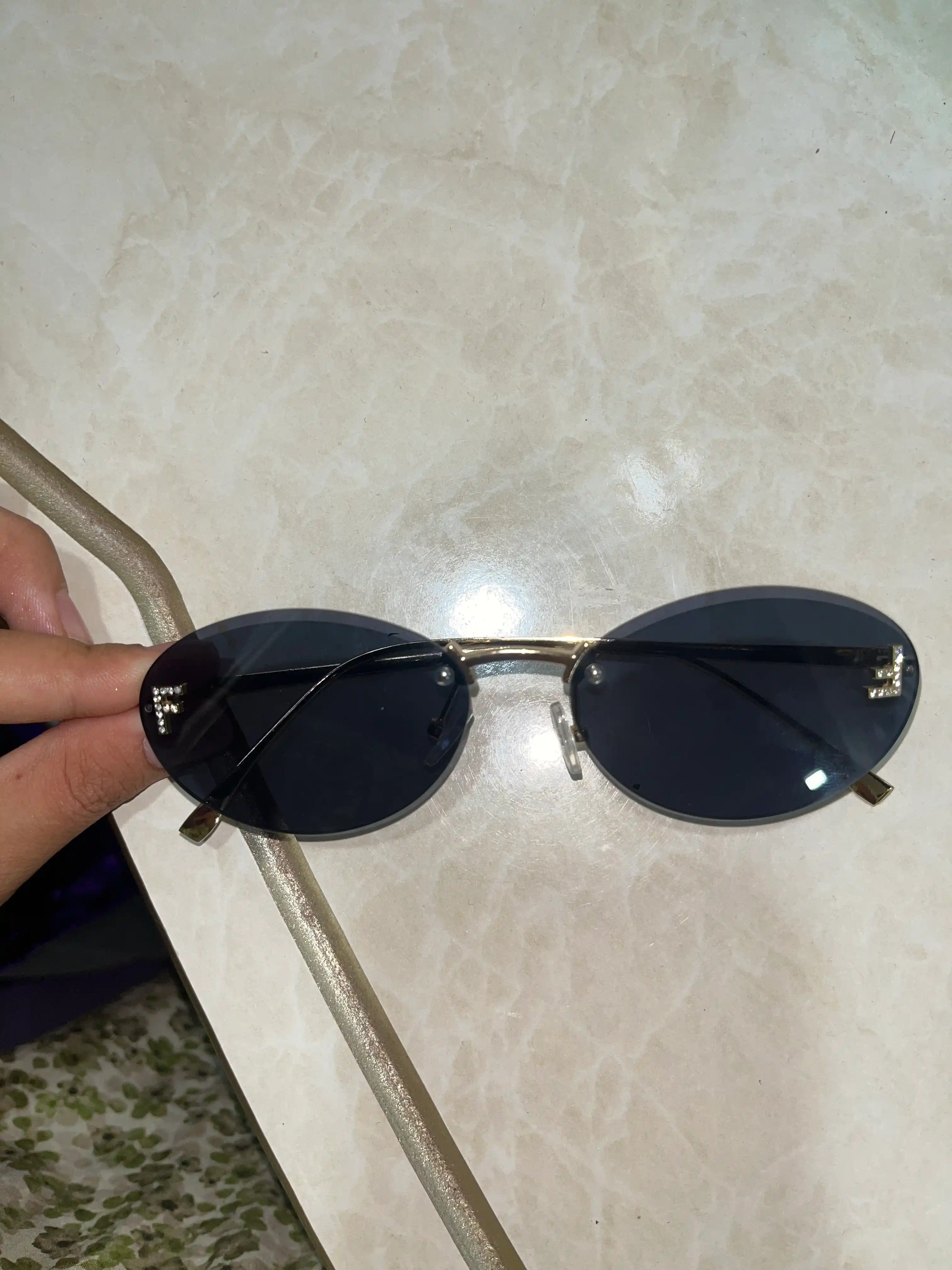 Солнцезащитные очки для женщин UV400 безопасные для глаз