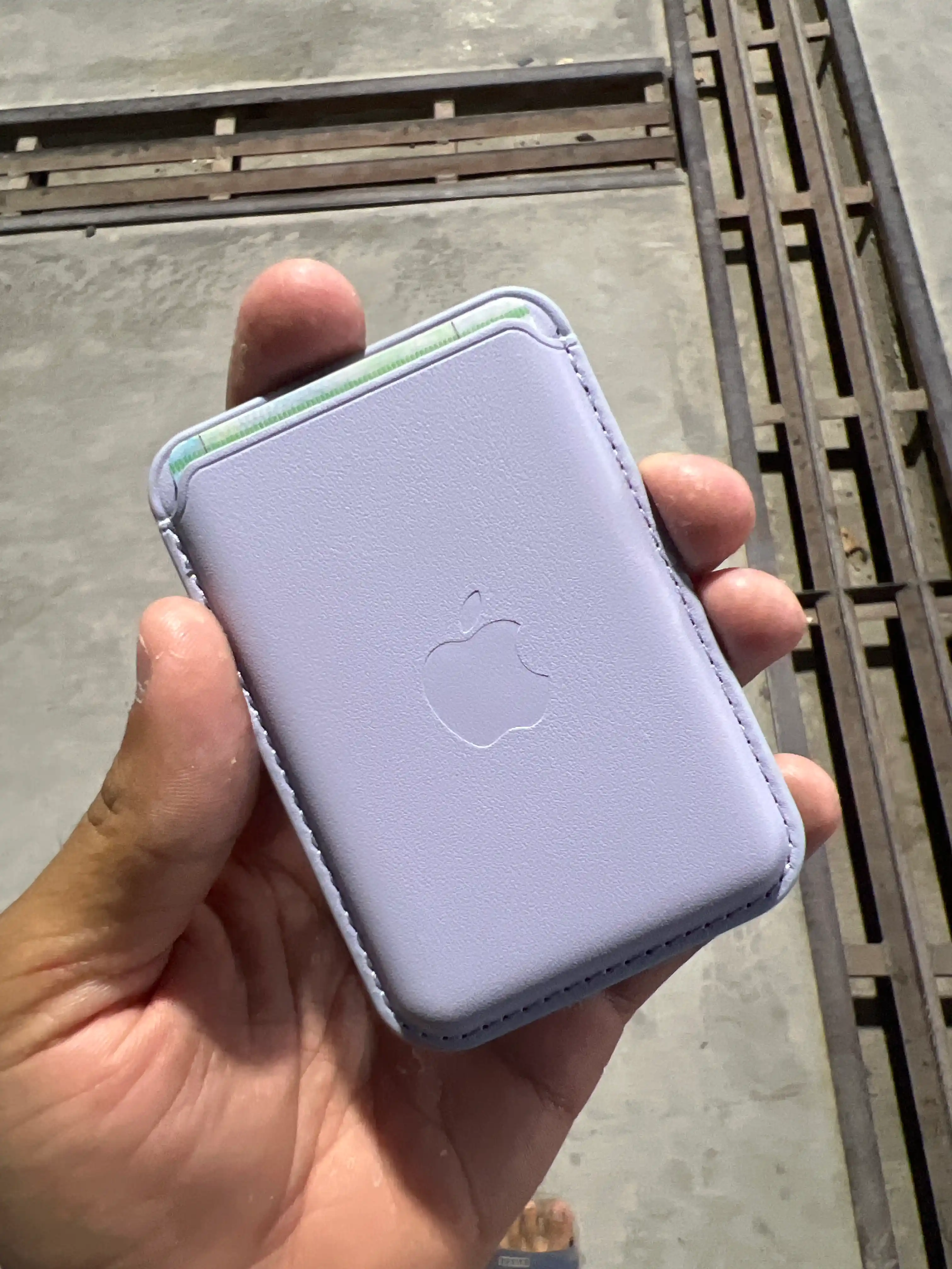 MagSafe iPhone uchun magnitli karta ushlagich, charm karta ushlagich