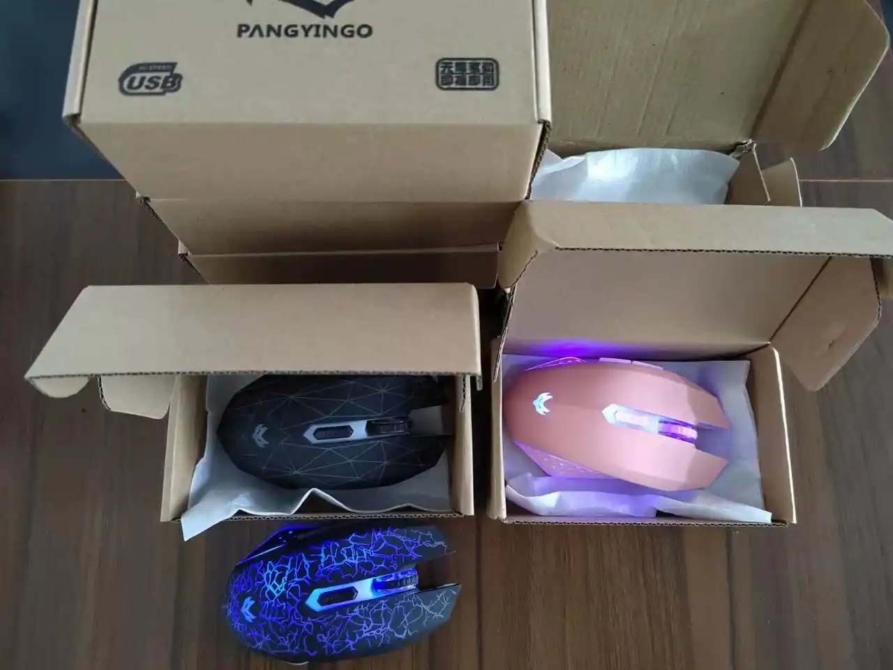 Simsiz o‘yin sichqonchasi TEMAREN PLUS, 2,4 GHz, 2400 DPI, RGB yoritish, 6 tugma, PC uchun