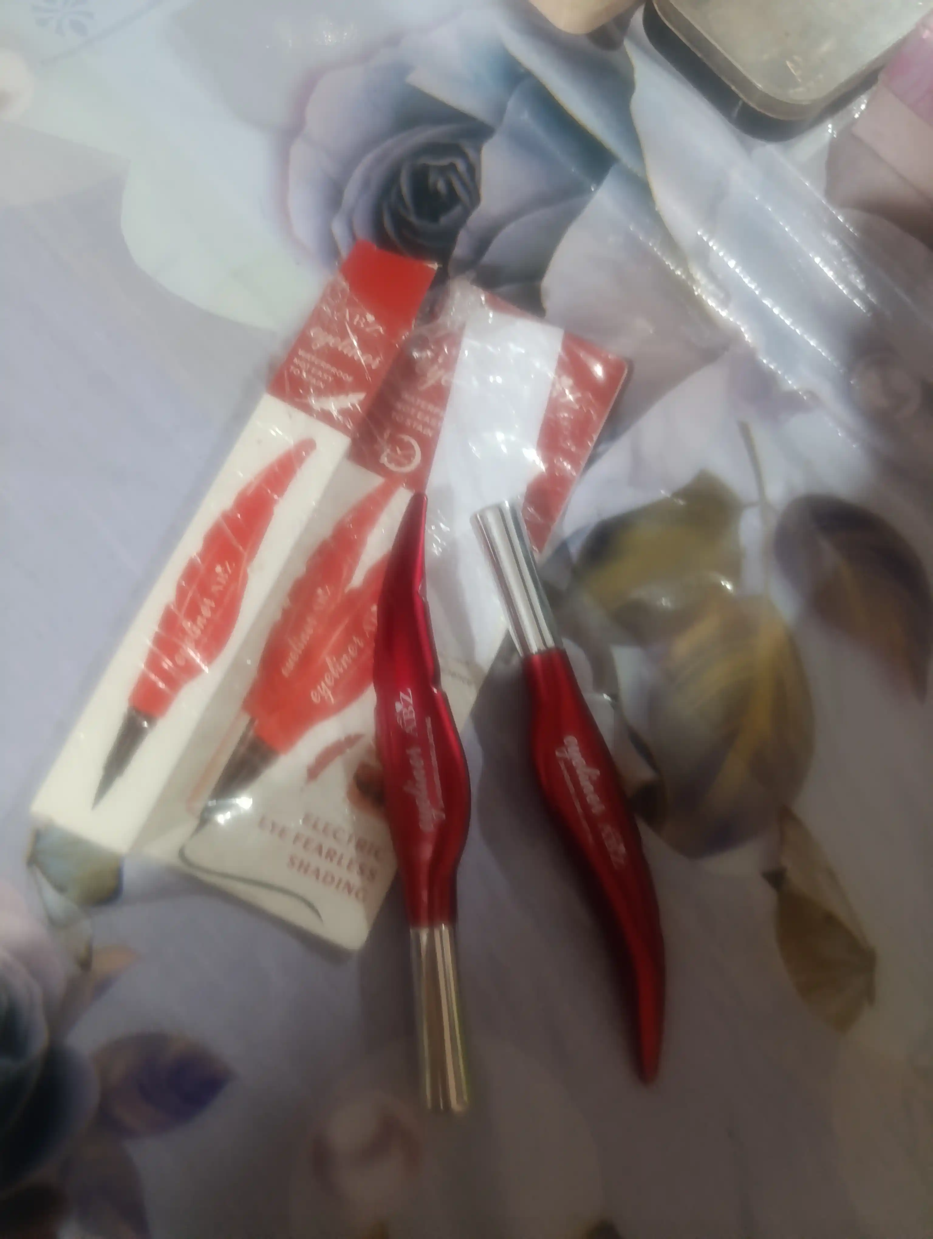Профессиональная подводка-фломастер Eyeliner ABZ, для глаз, водостойкая, черная