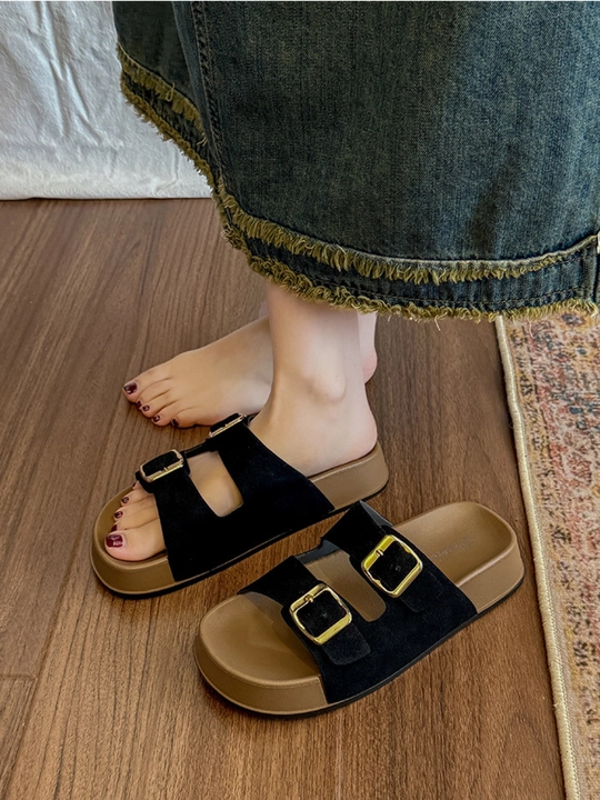 Ayollar uchun yozgi shippak – yumshoq, qulay, belt dizayn, sirpanmaydigan sandal
