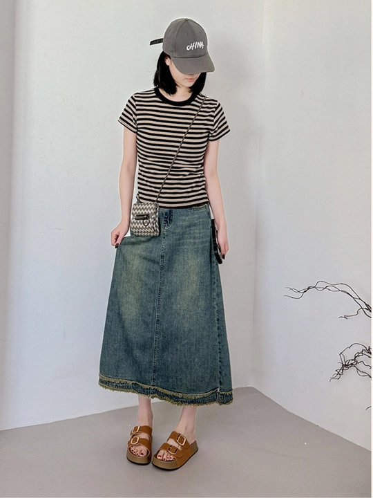 Ayollar uchun yozgi shippak – yumshoq, qulay, belt dizayn, sirpanmaydigan sandal