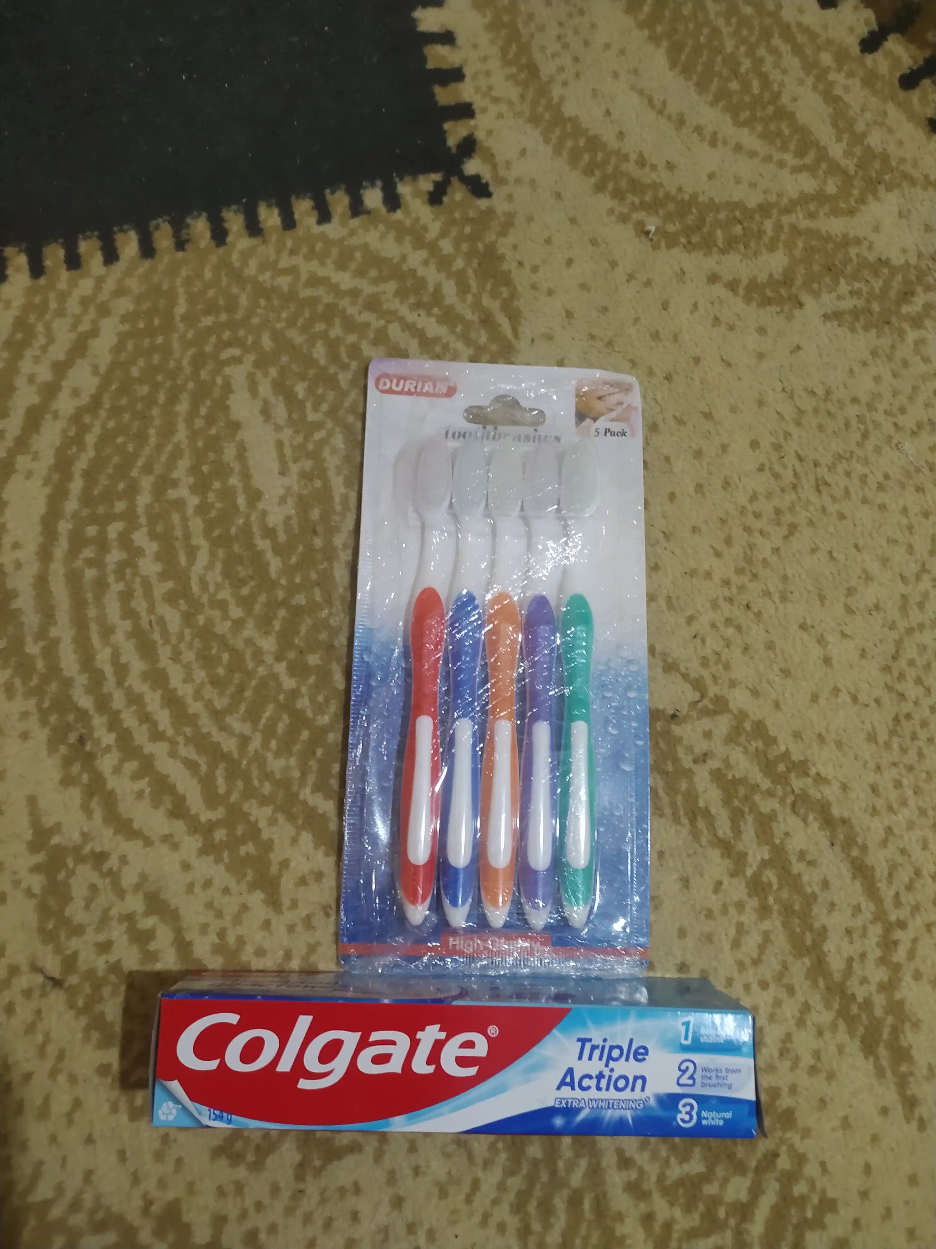 Зубная паста Colgate Экстра отбеливание для восстановления естественной белизны зубов, 100 мл