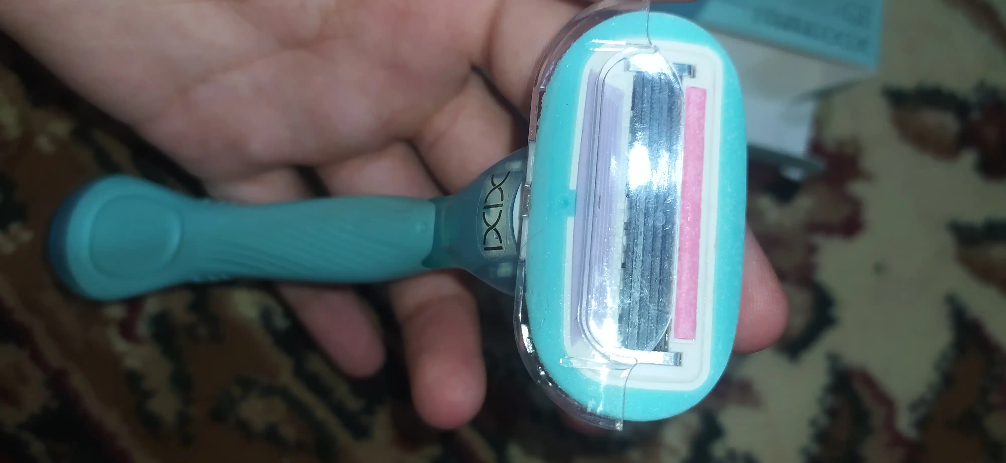 Qayta foydalanish mumkin bo'lgan ayollar ustarasi, Aloe Vera, 5 pichoqli