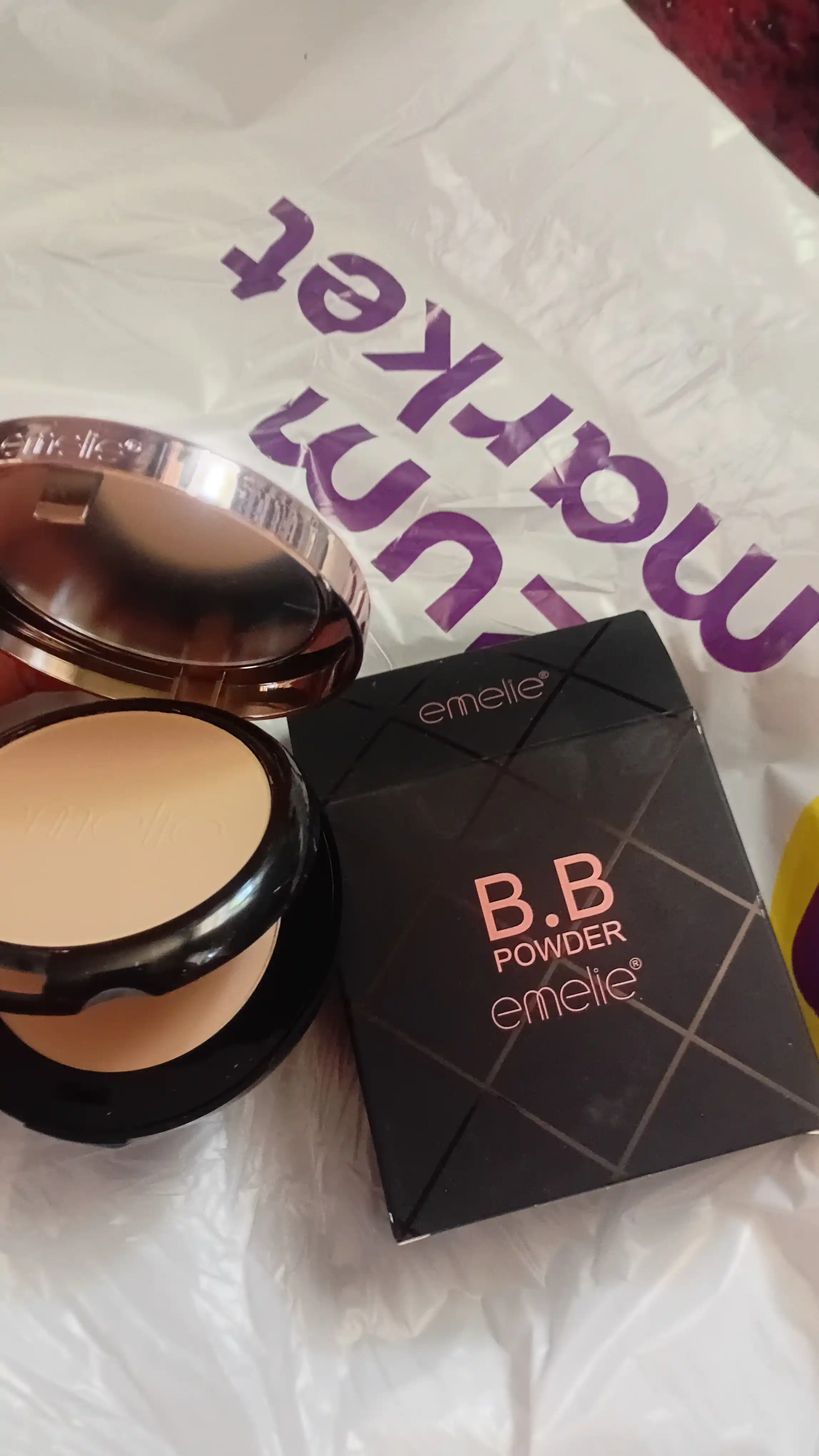 Пудра для лица Emelie BB/HD компактная Matte Powder, SPF, матовая, стойкая