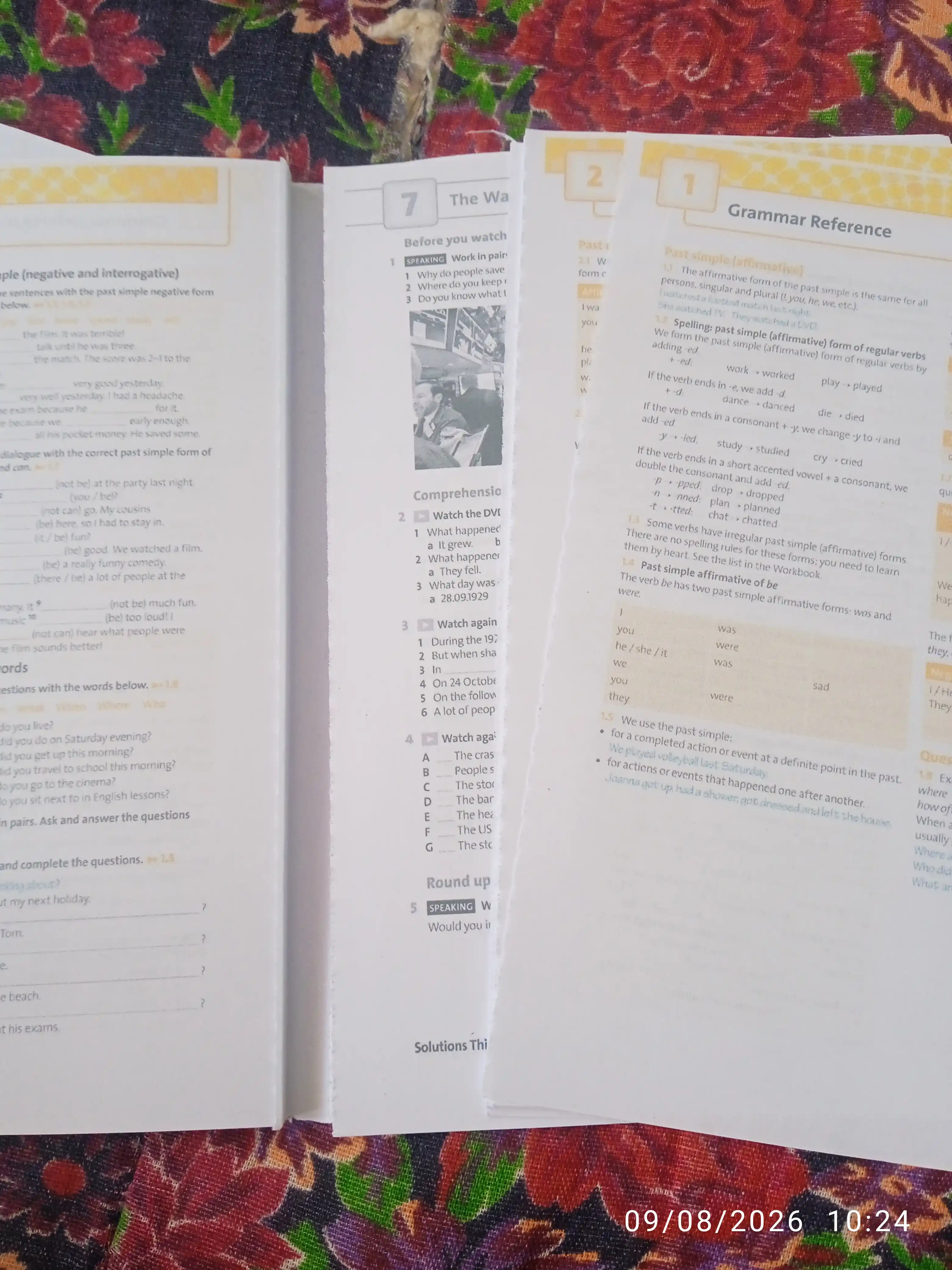 Solutions Third Edition — Elementary va Pre-Intermediate, Student’s Book va Workbook