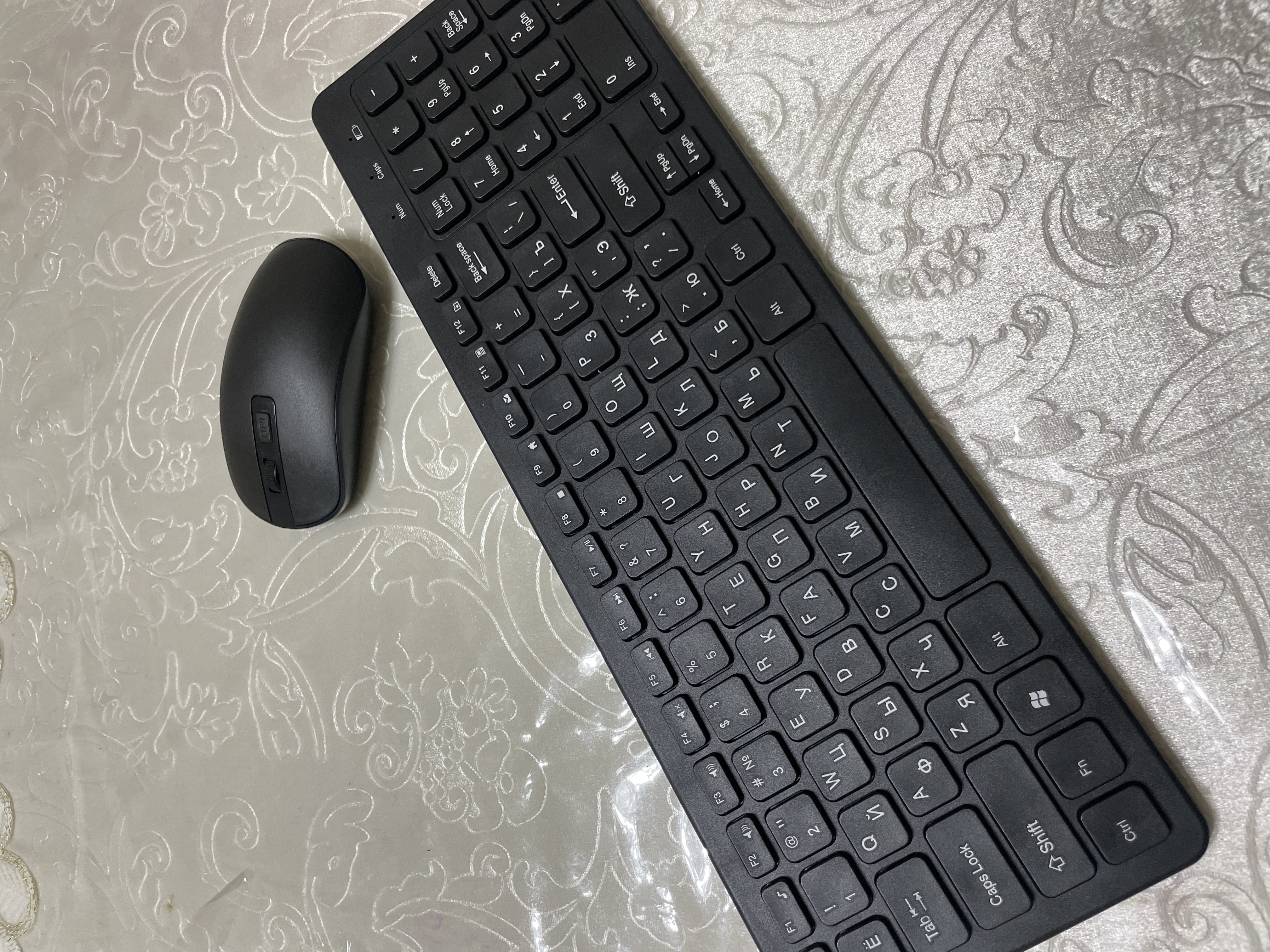Ofis va uyda ishlash uchun simsiz klaviatura va sichqoncha to‘plami, gkm520