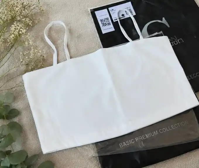 Ayollar uchun BASIC krop-top – Amor Cerasus Infans
