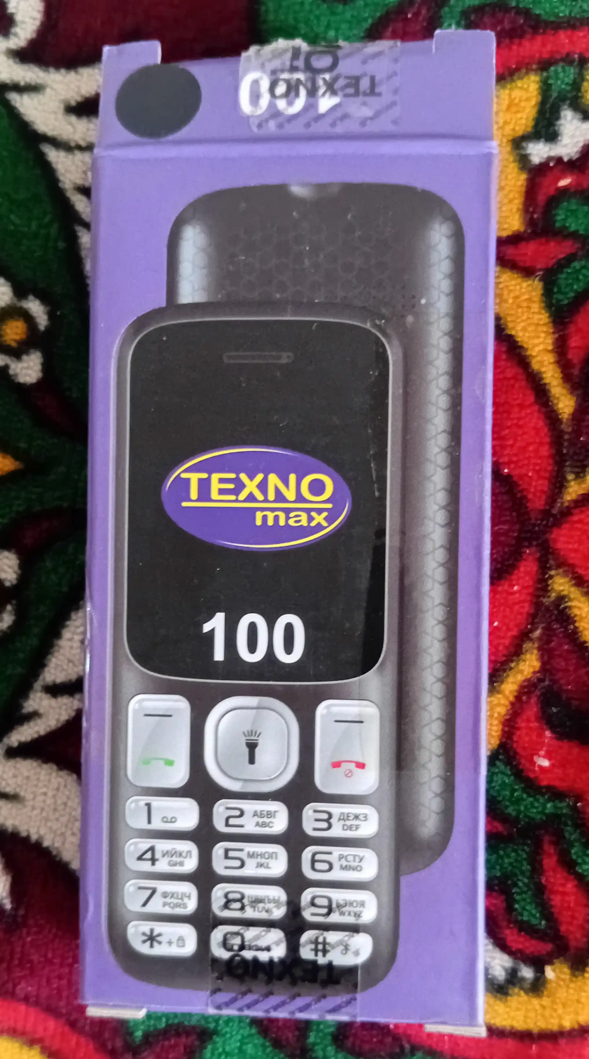 Knopkali Telefon Texnomax 100 Protsessor SPD 6533, 2 sim karta, FM radio, MP3, Ovoz yozish
