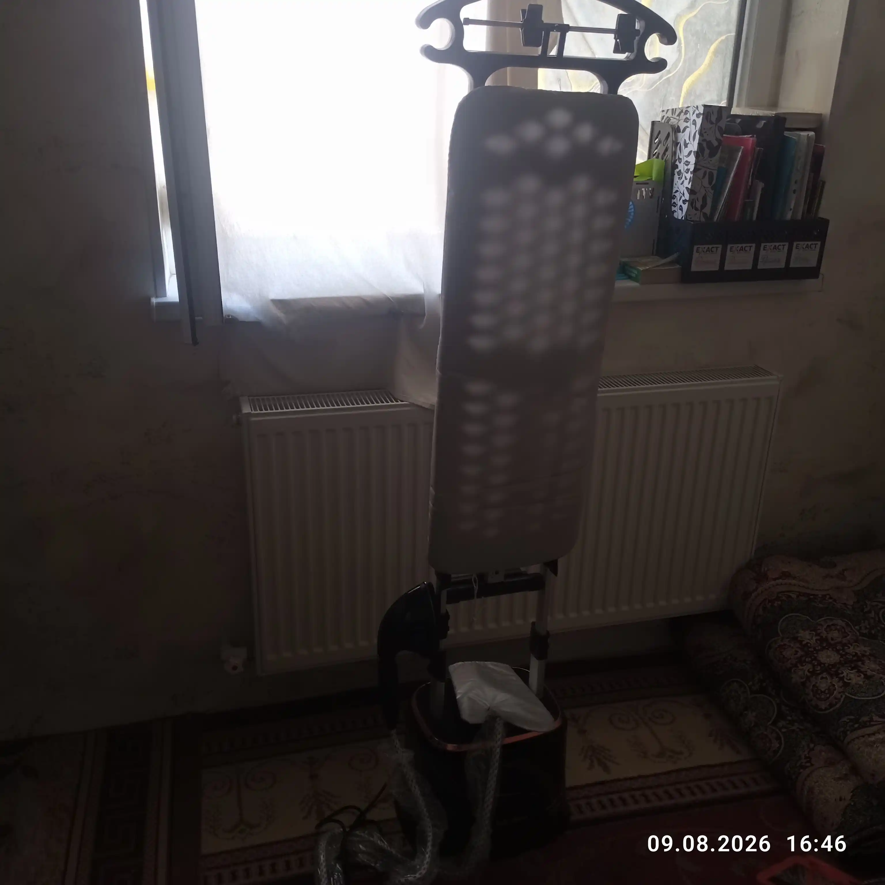 Kiyimlar uchun ko‘p funksiyali vertikal bug‘latgich M3, M4, M6, bug‘ dazmoli, 2100 Vt