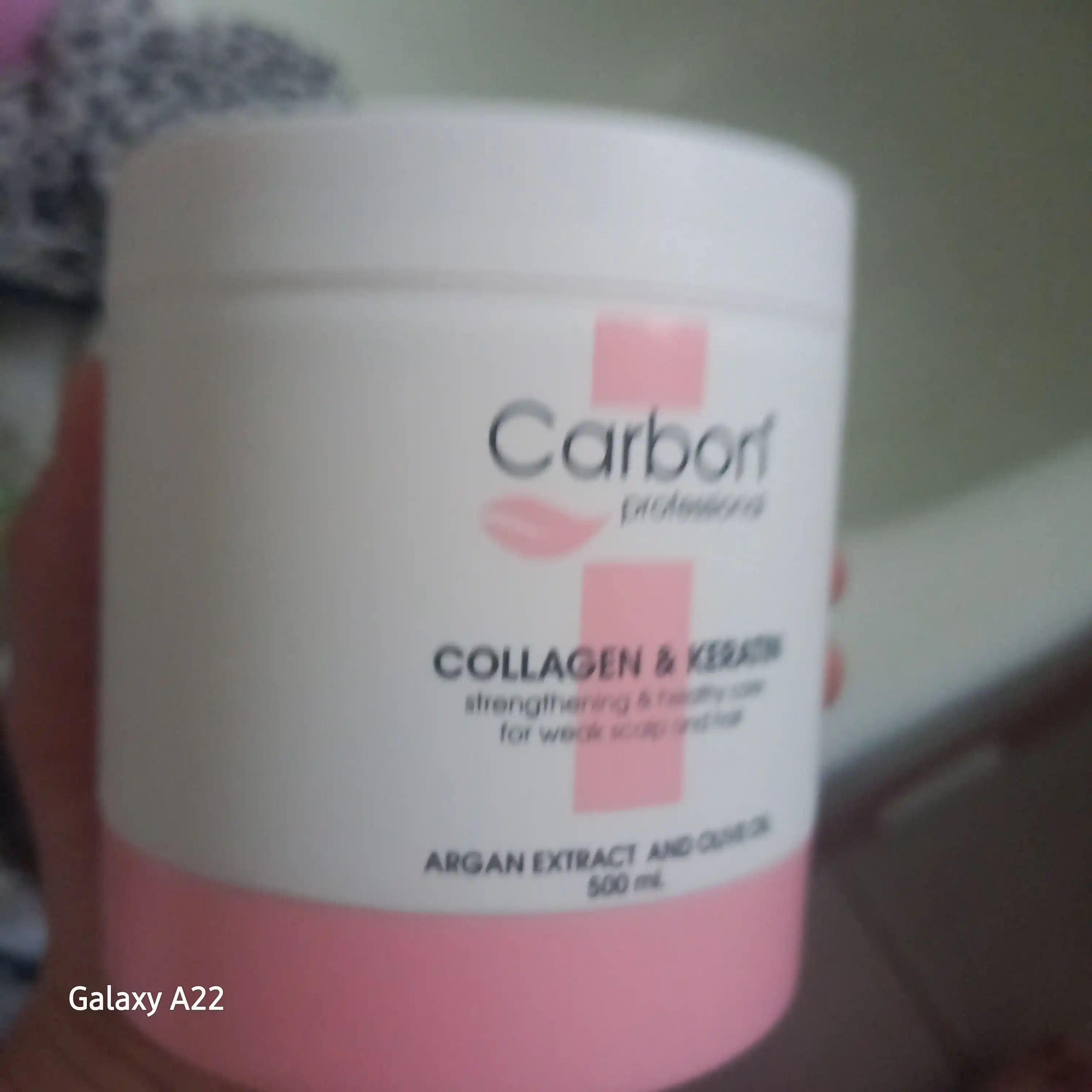 OMEGA Carbon Professional Бальзам для волос Collagen & Keratin Питает  и придаёт гладкость
