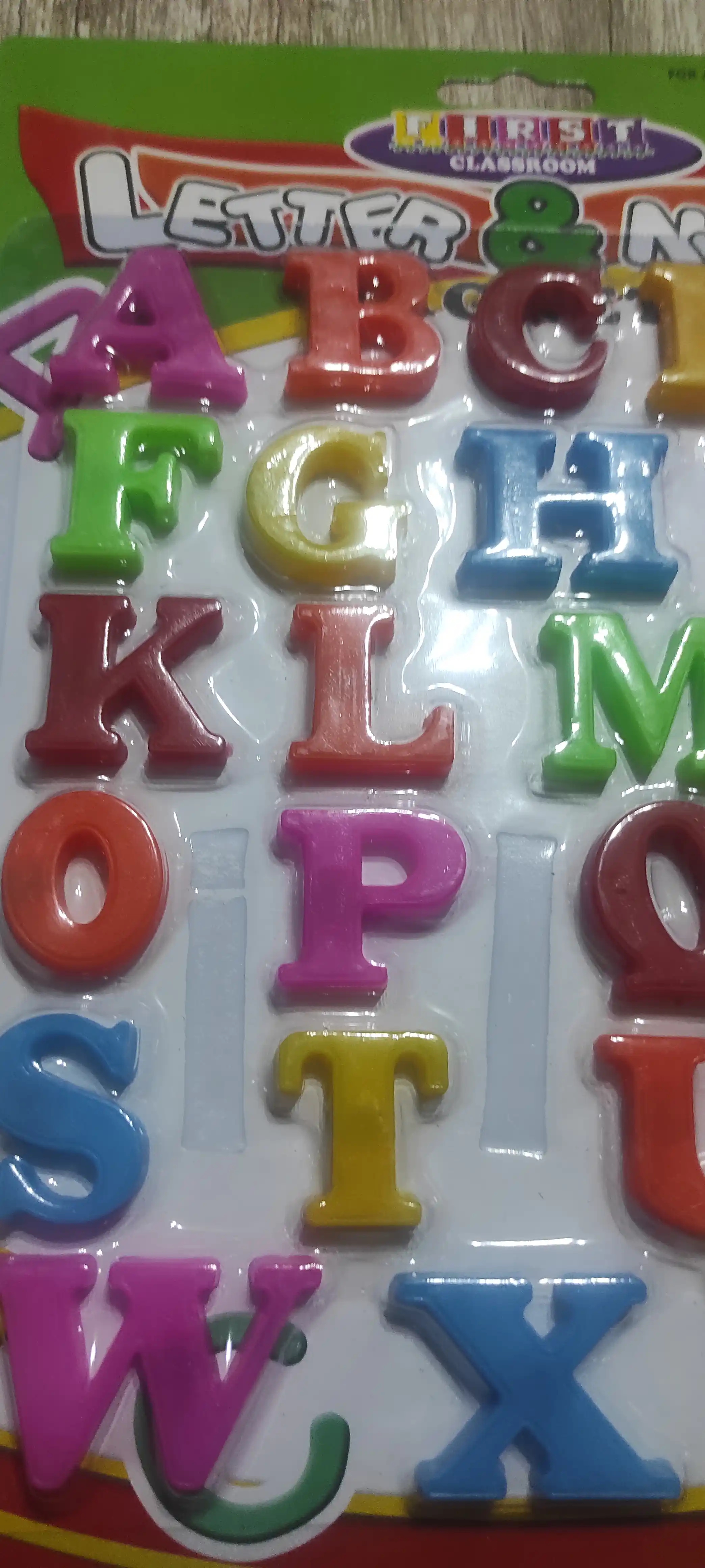 Alifbo magnit harflari 33 ta harf 3 yoshdan katta bolalar uchun