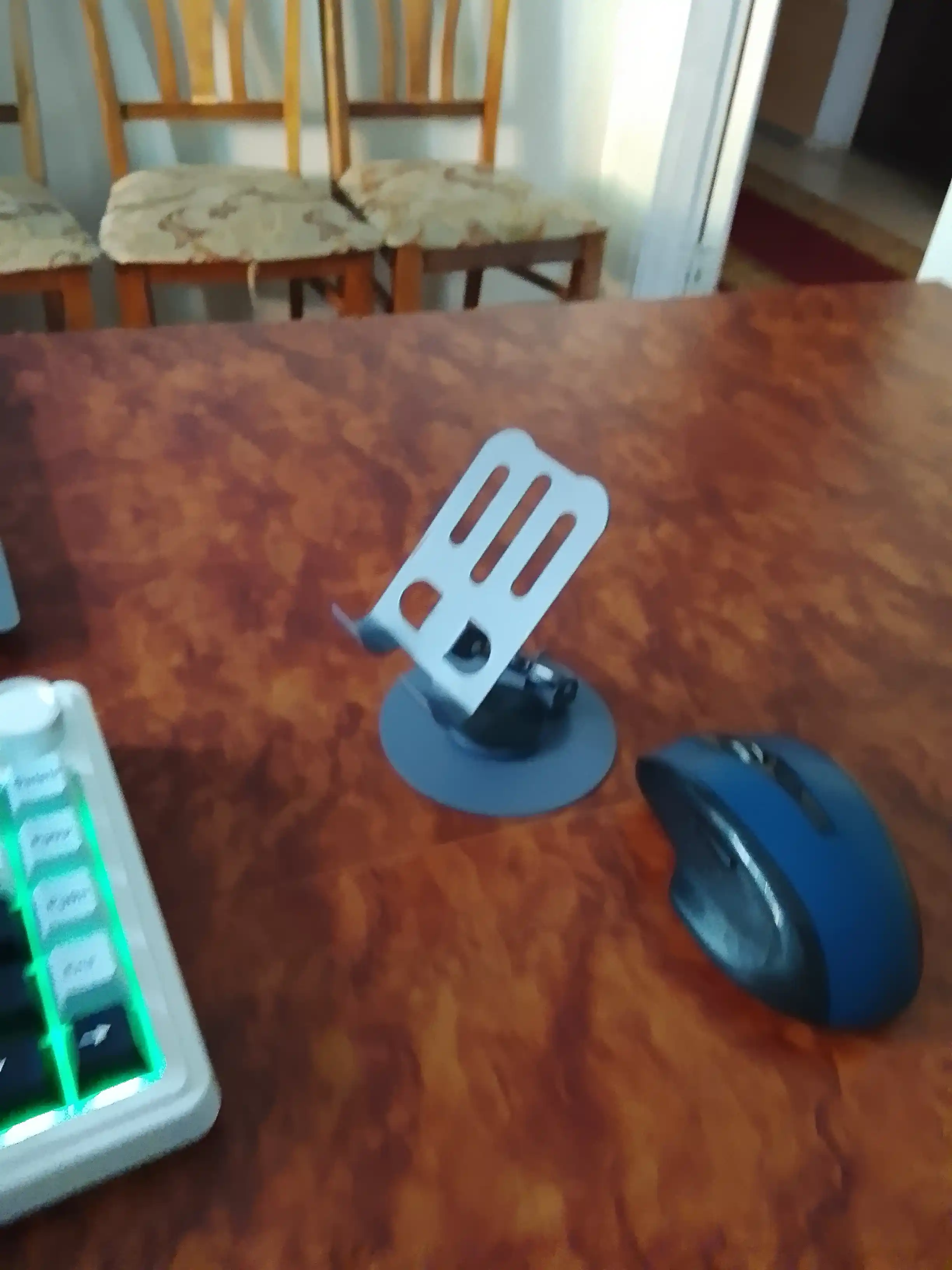 Telefon va planshet uchun 360° aylanuvchi Universal avto telefon ushlagichi