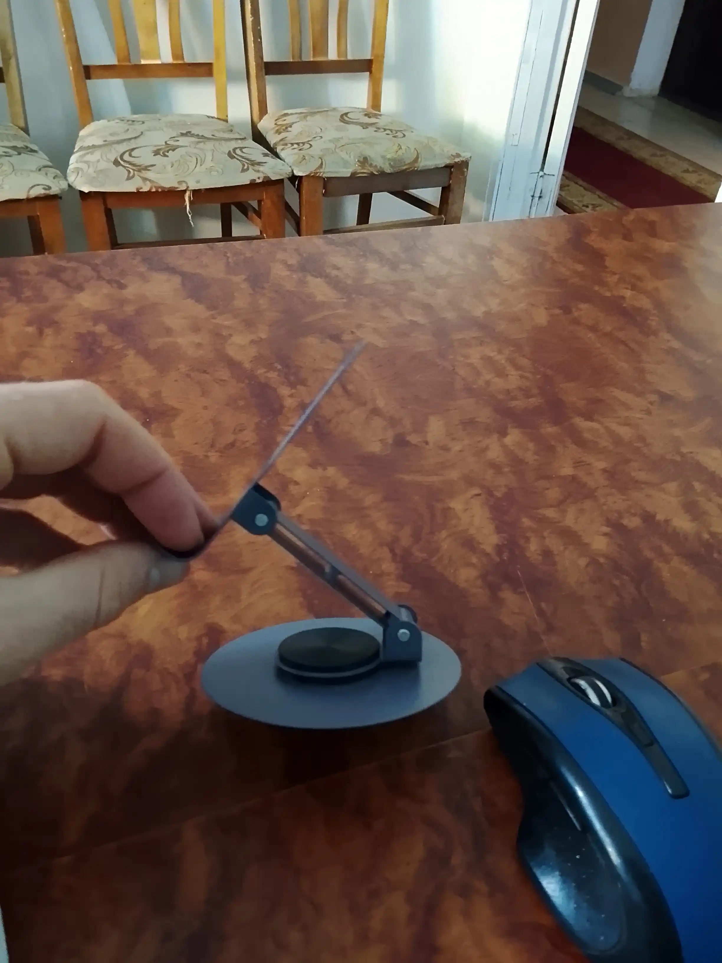Telefon va planshet uchun 360° aylanuvchi Universal avto telefon ushlagichi