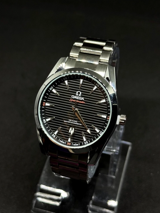 Omega Speedmaster qo‘l soati — klassik dizayn, kvarts mexanizmi