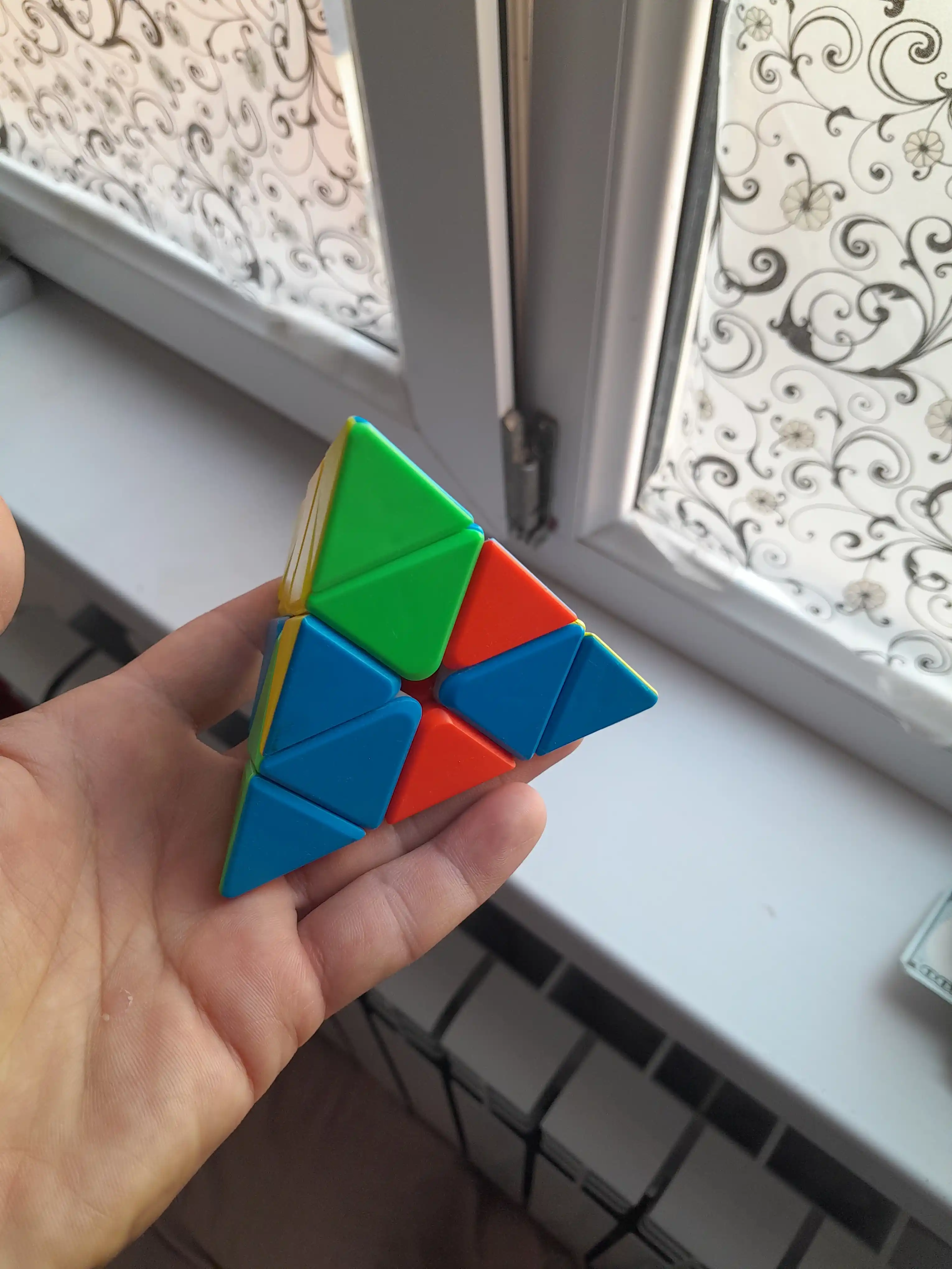 Afsonaviy boshqotirma, kubik rubik