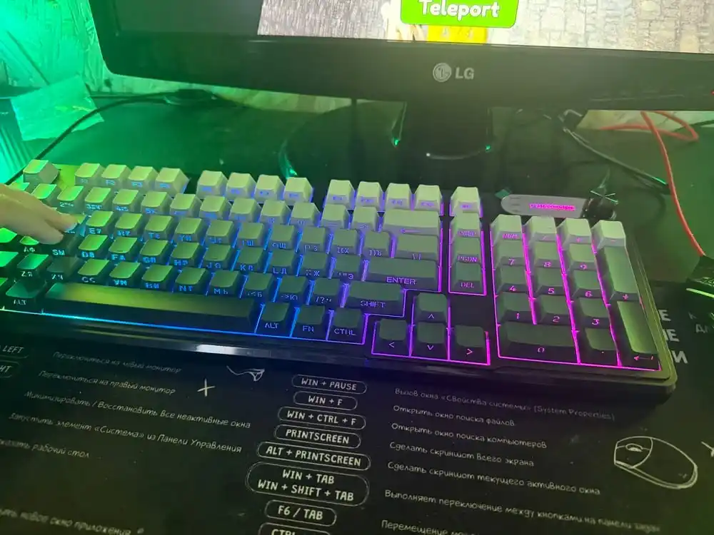 FURYCUBE IP98 o‘yin klaviaturasi RU/EN klaviaturasi, 98 ta tugma