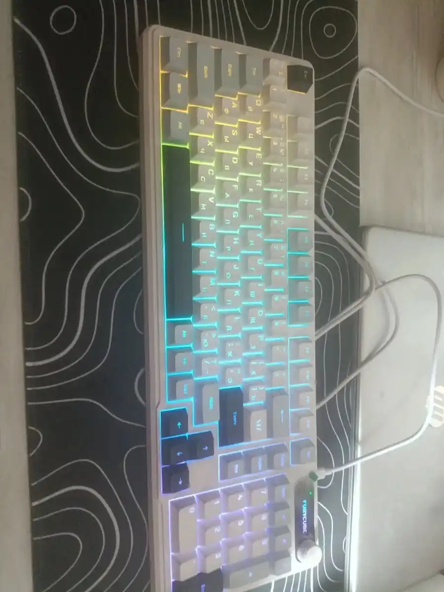 FURYCUBE IP98 o‘yin klaviaturasi RU/EN klaviaturasi, 98 ta tugma