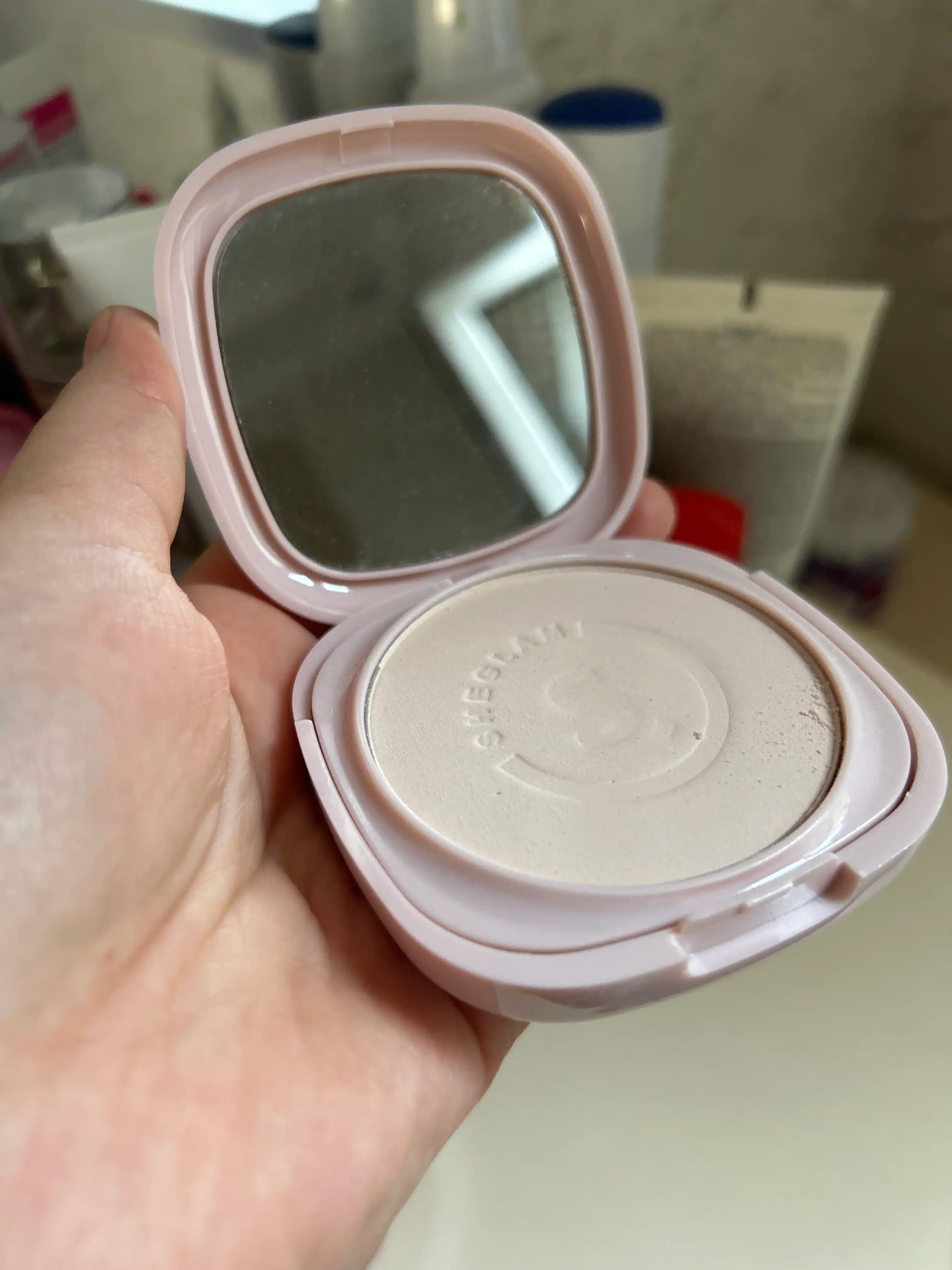 Пудра для лица Sheglam 25+SPF