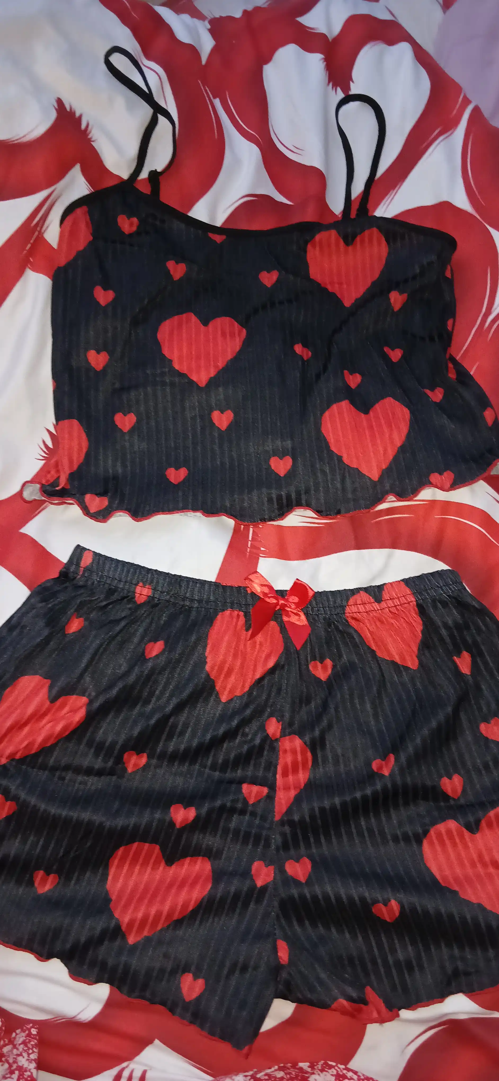 Pijama ayollar uchun, mayka va shortik