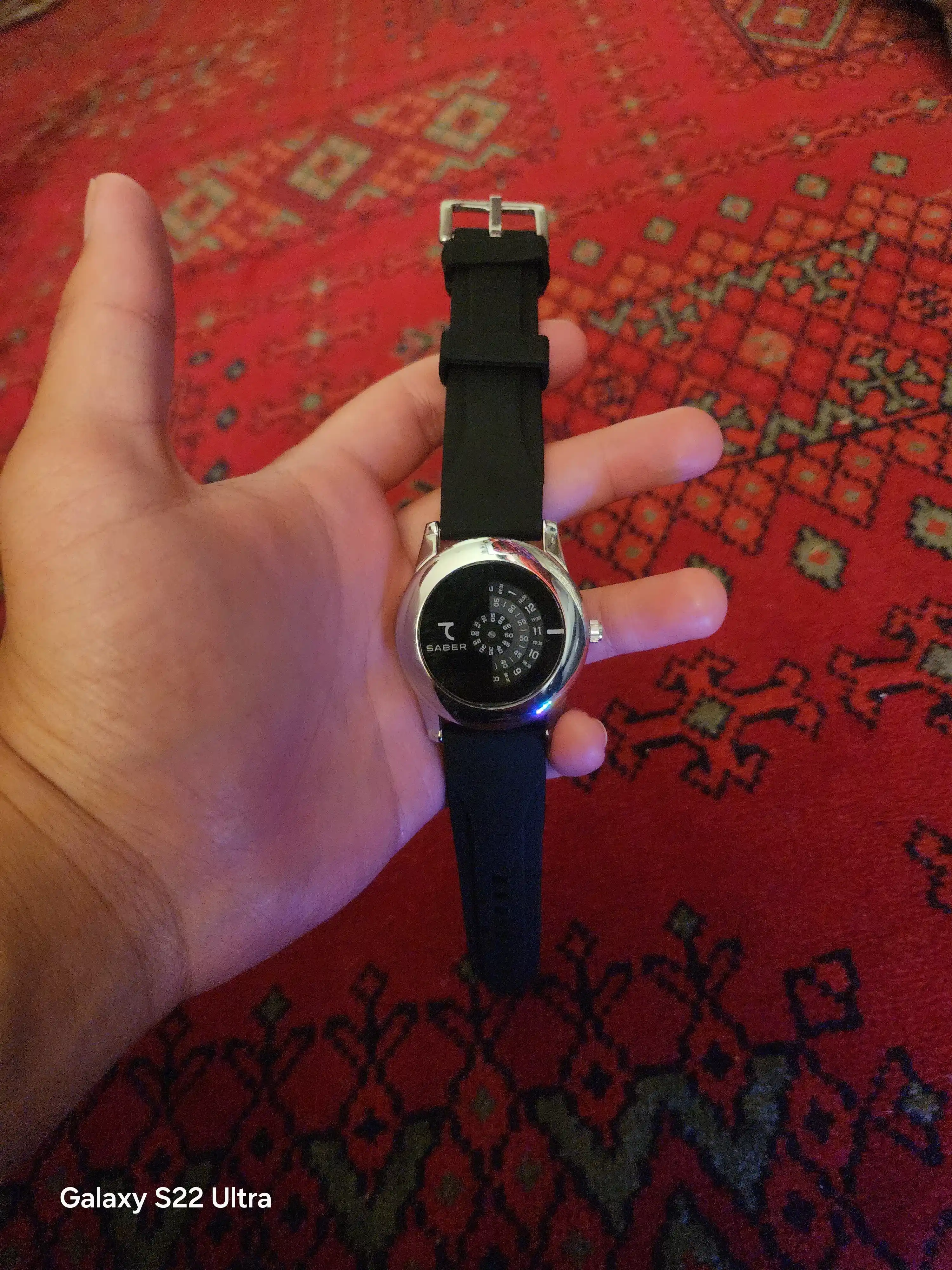 Erkaklar soati Saber
