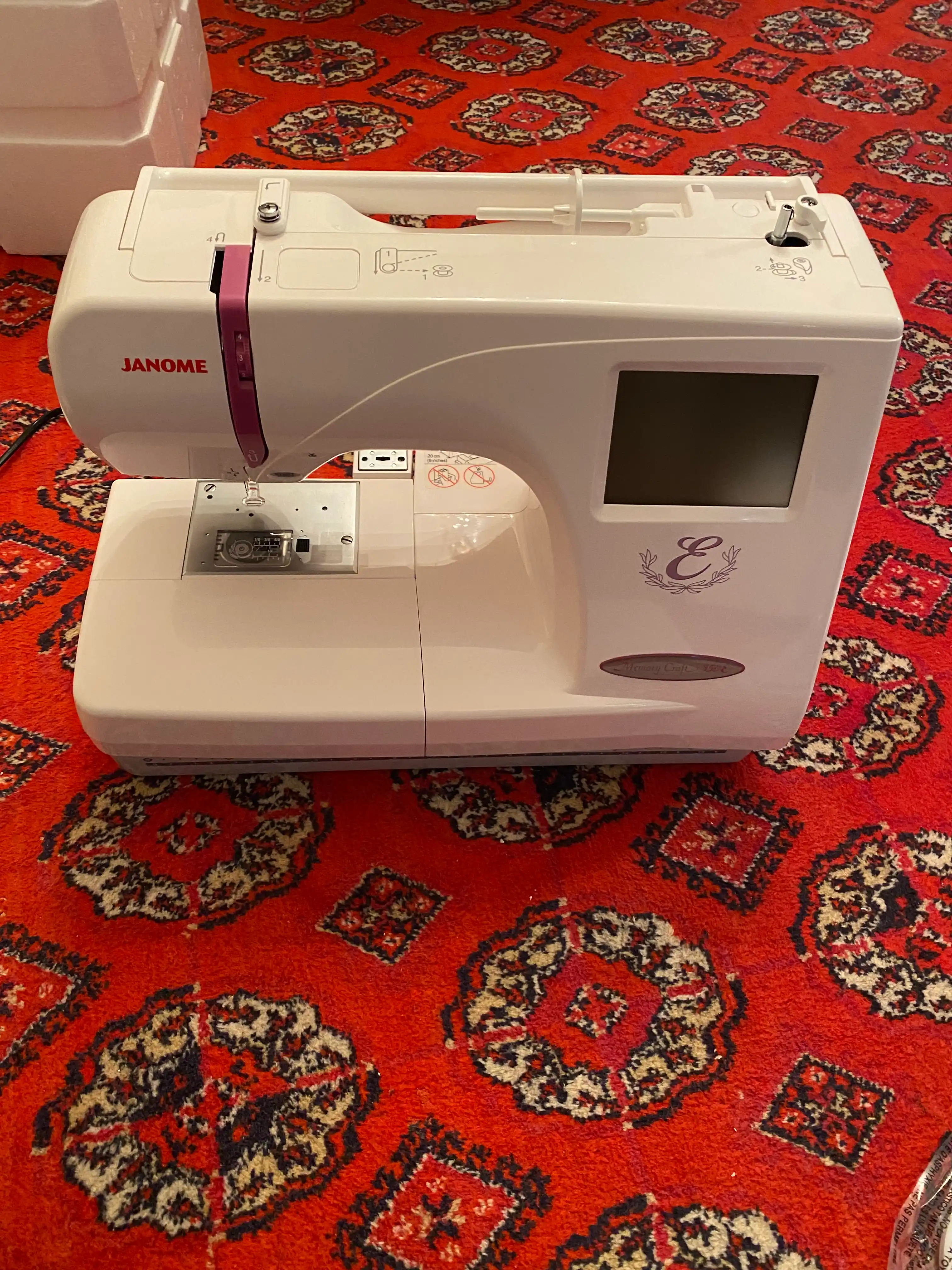 JANOME-E350 вышивальная машина