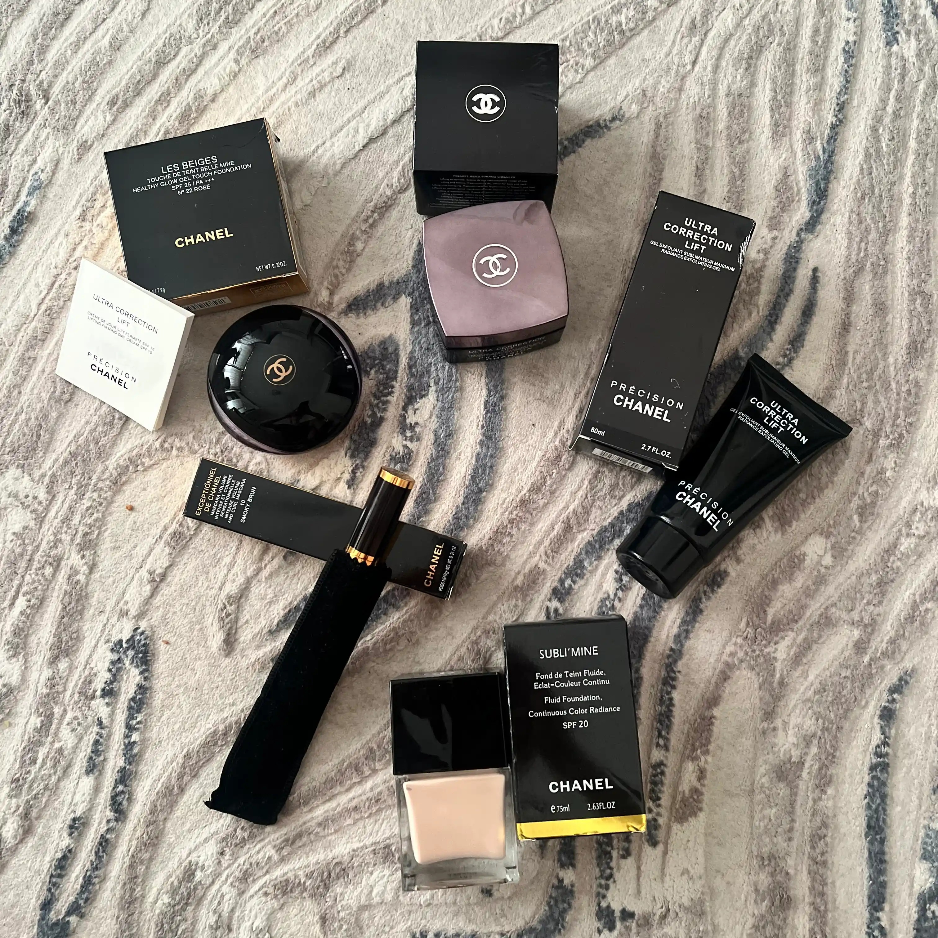 Chanel kosmetika nabor / ayollar uchun sovg'a / make up set / pudra / krem / tush / piling