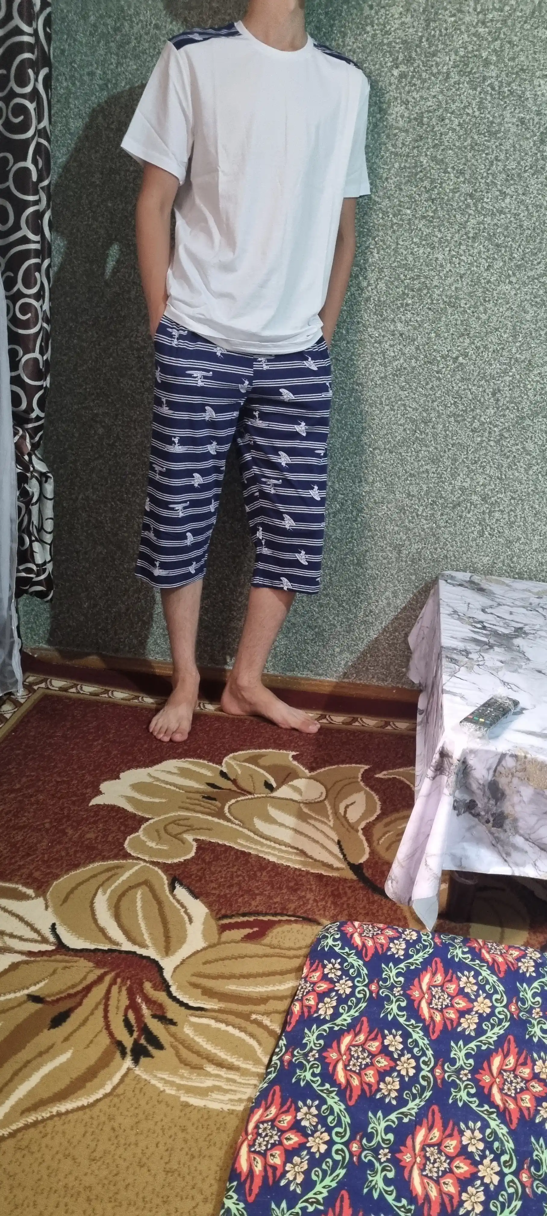 Shimlar va shimlar bilan erkaklar pijamalari, uy qurilishi paxta to'plami