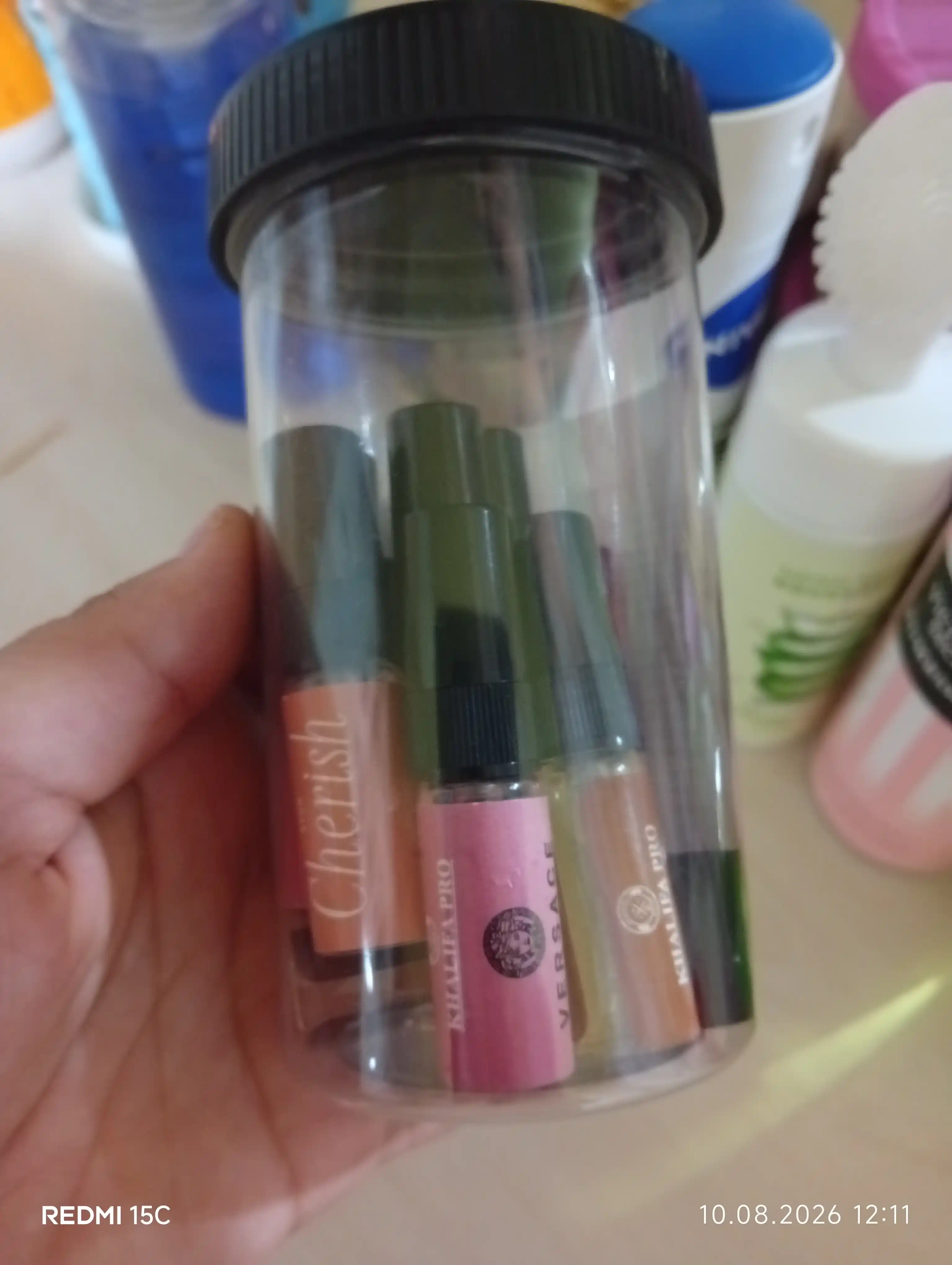 Atirlar ayollar uchun nabor Libre, Lost Cherry, Miss Dior, My Way, Today, Cherish, Versace