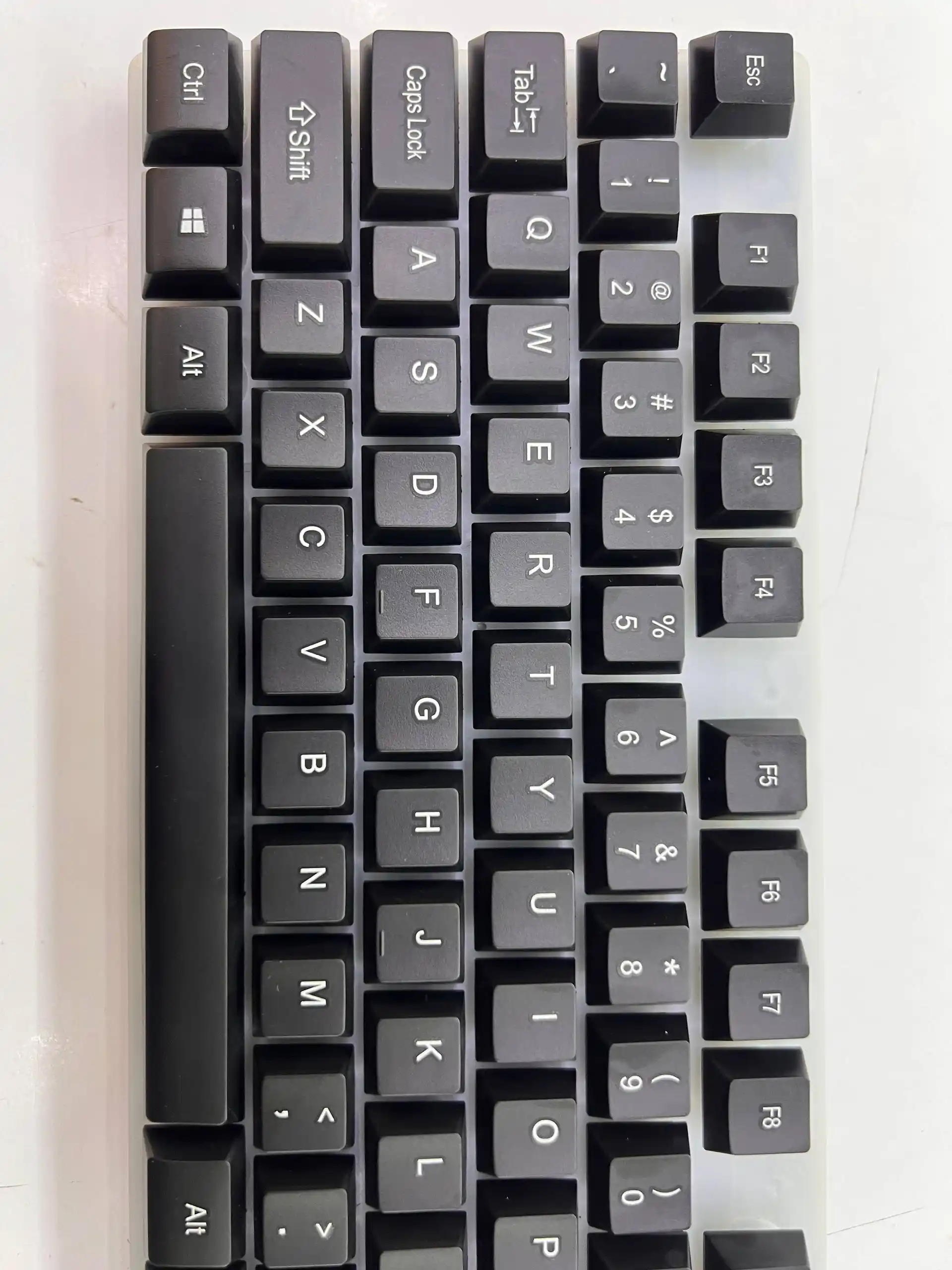 L-SHARK T350 gaming klaviatura va sichqoncha to‘plami, RGB yoritgichli, USB