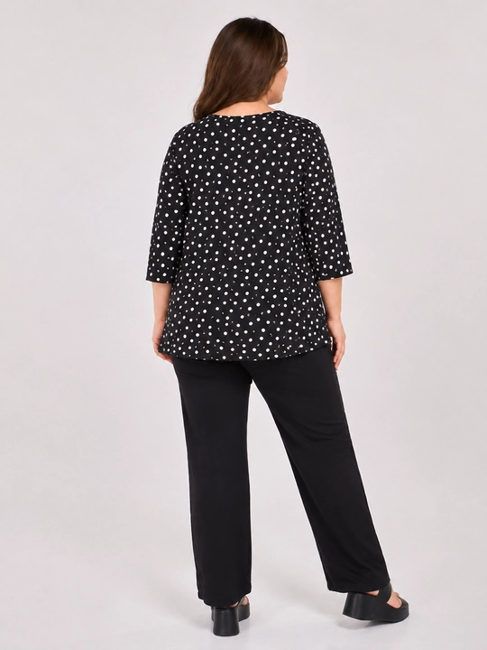 Ayollar uchun no‘xat gulli erkin bichimli bluzka XL–5XL