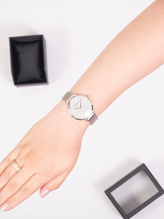 Ayollar qol soati Kenneth Cole New York